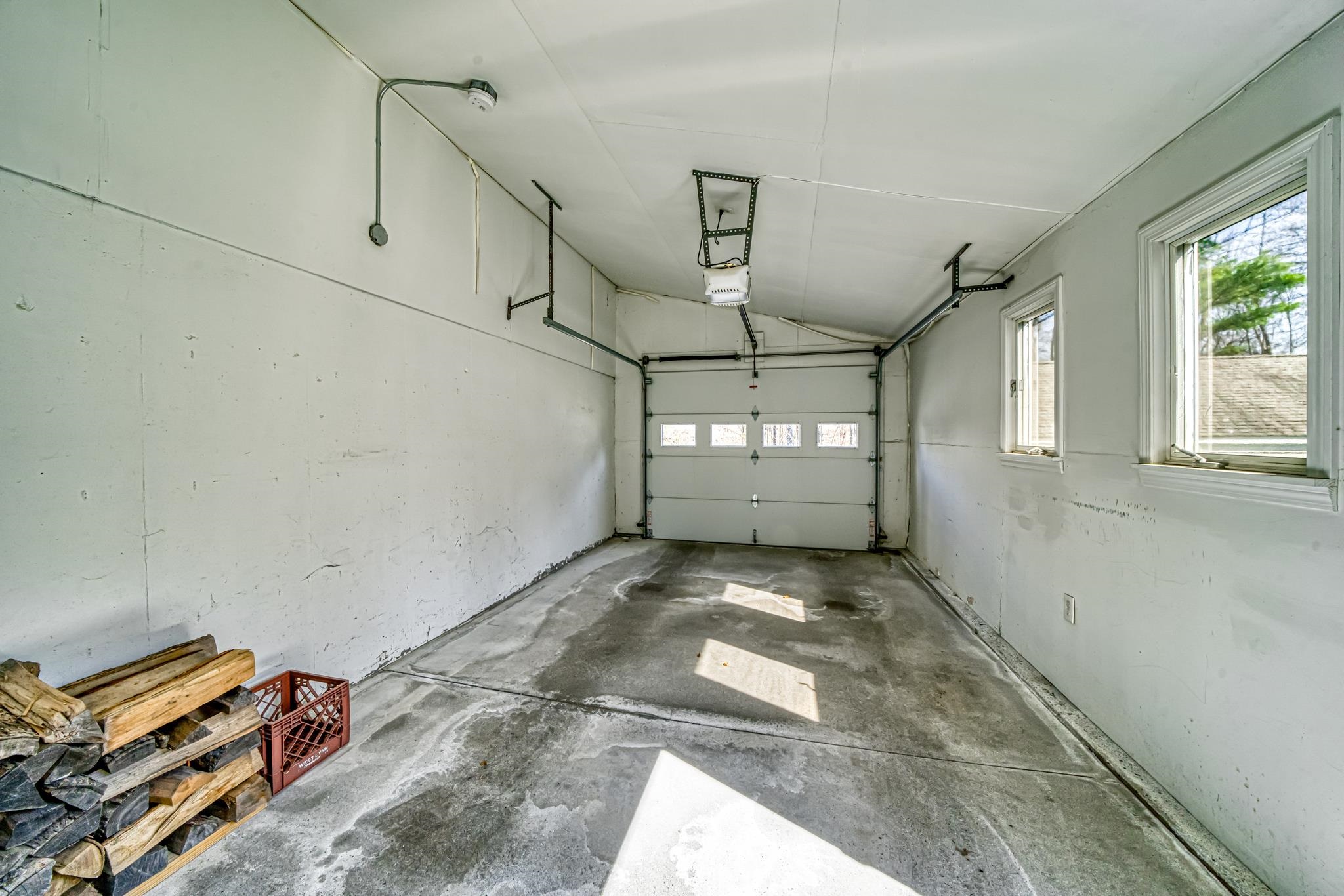 19 Hilltop Place Property Photo 4