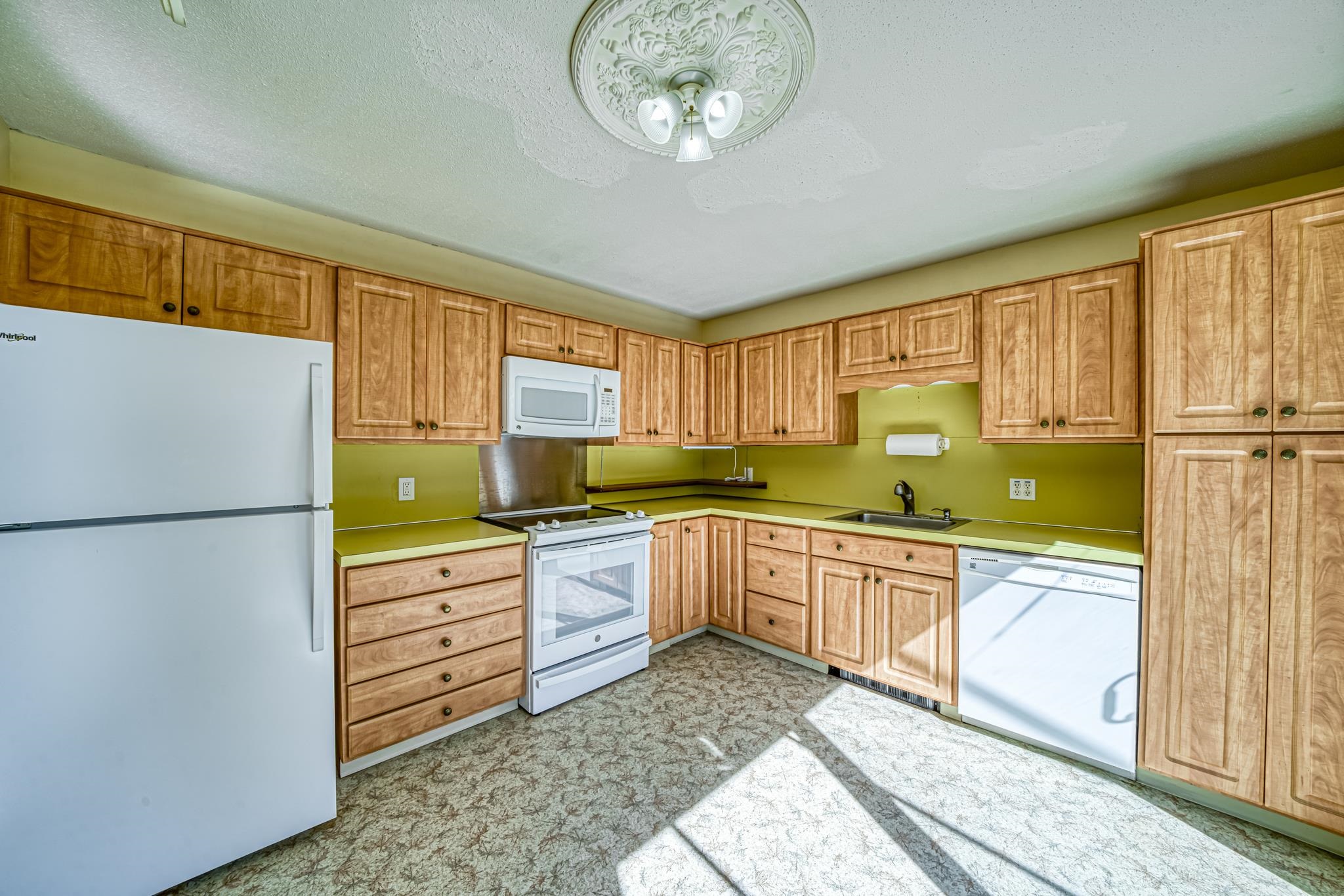 19 Hilltop Place Property Photo 11