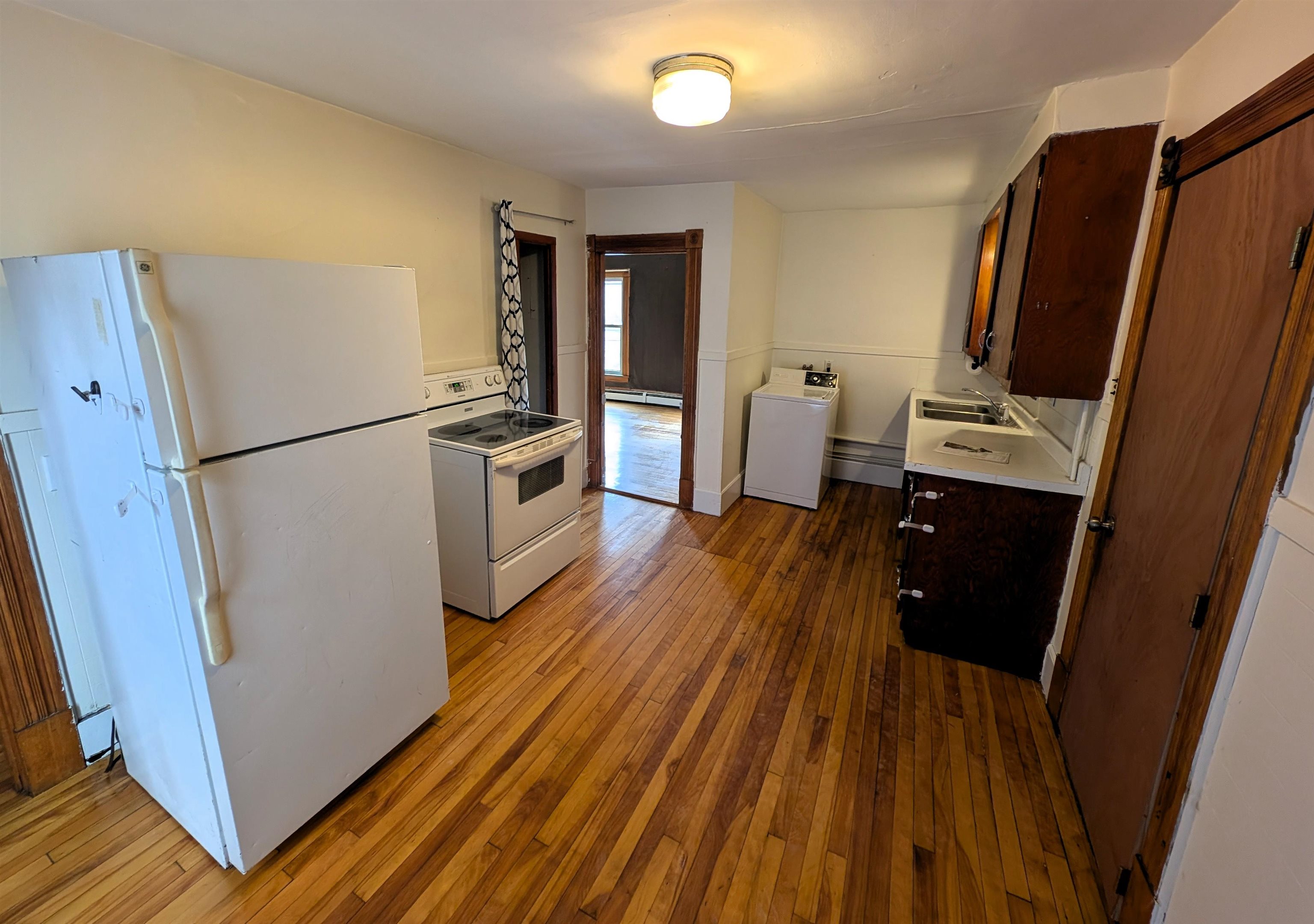 717 Second Avenue Property Photo 4
