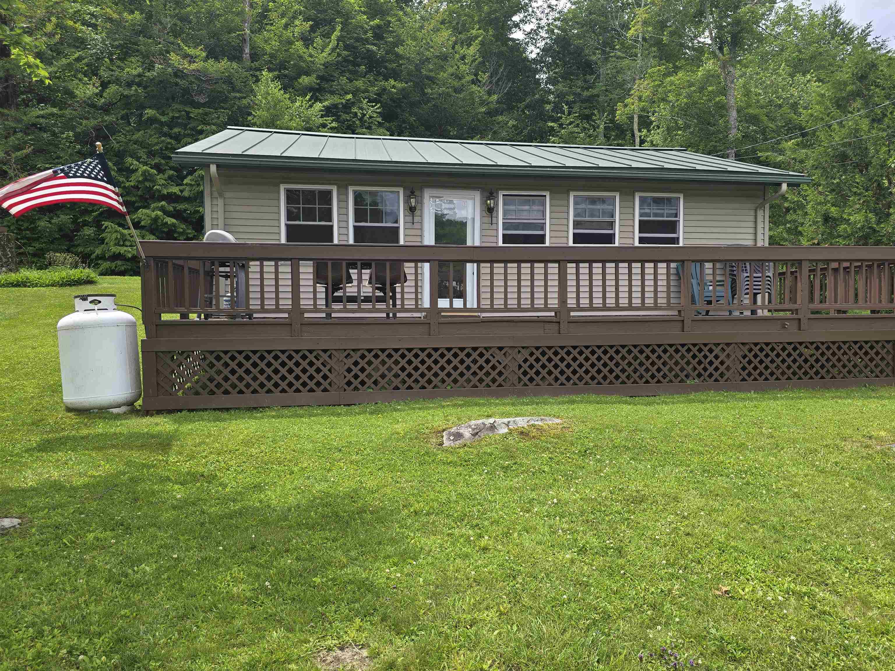16 West Shore Drive Property Photo 16