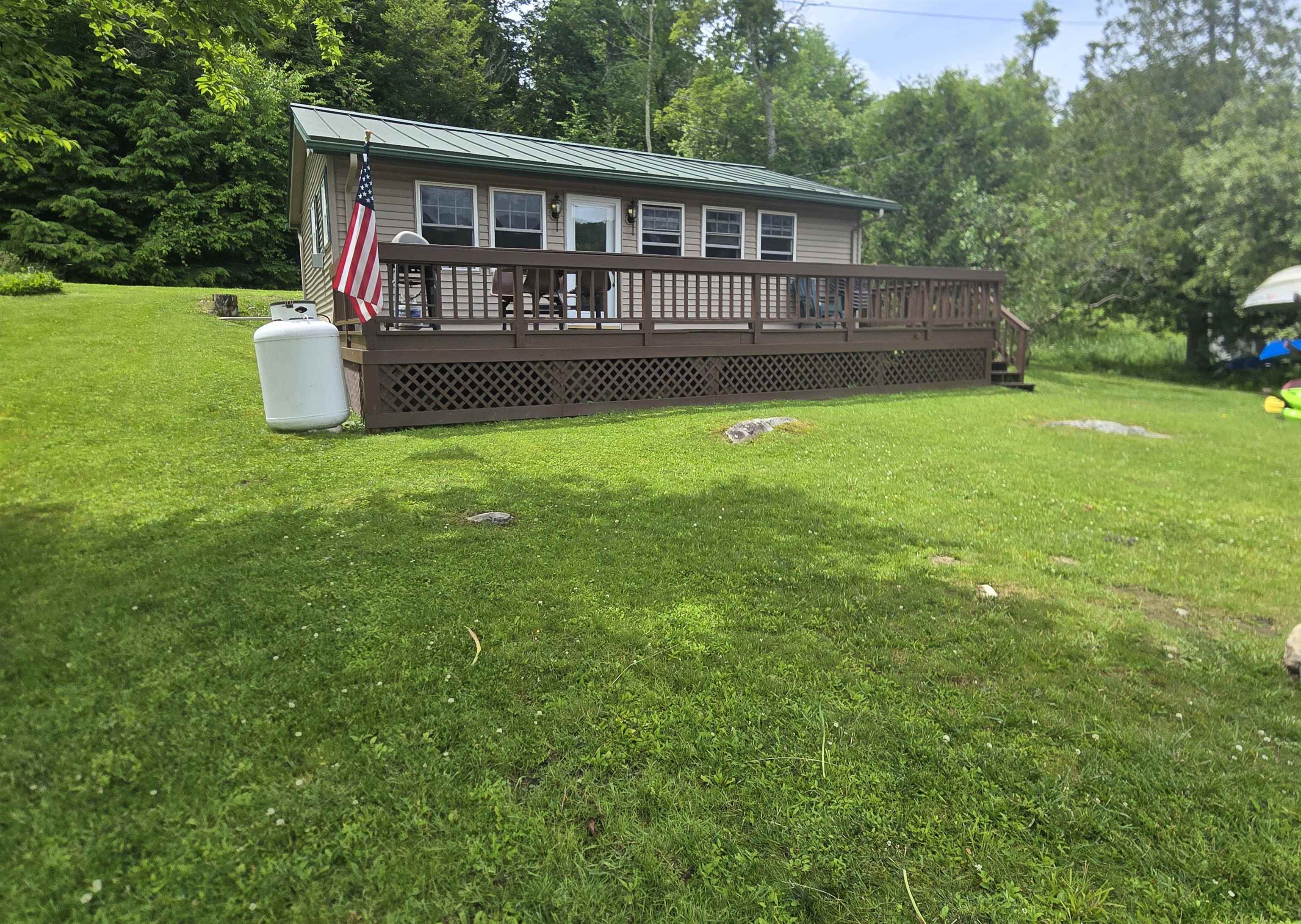 16 West Shore Drive Property Photo 17