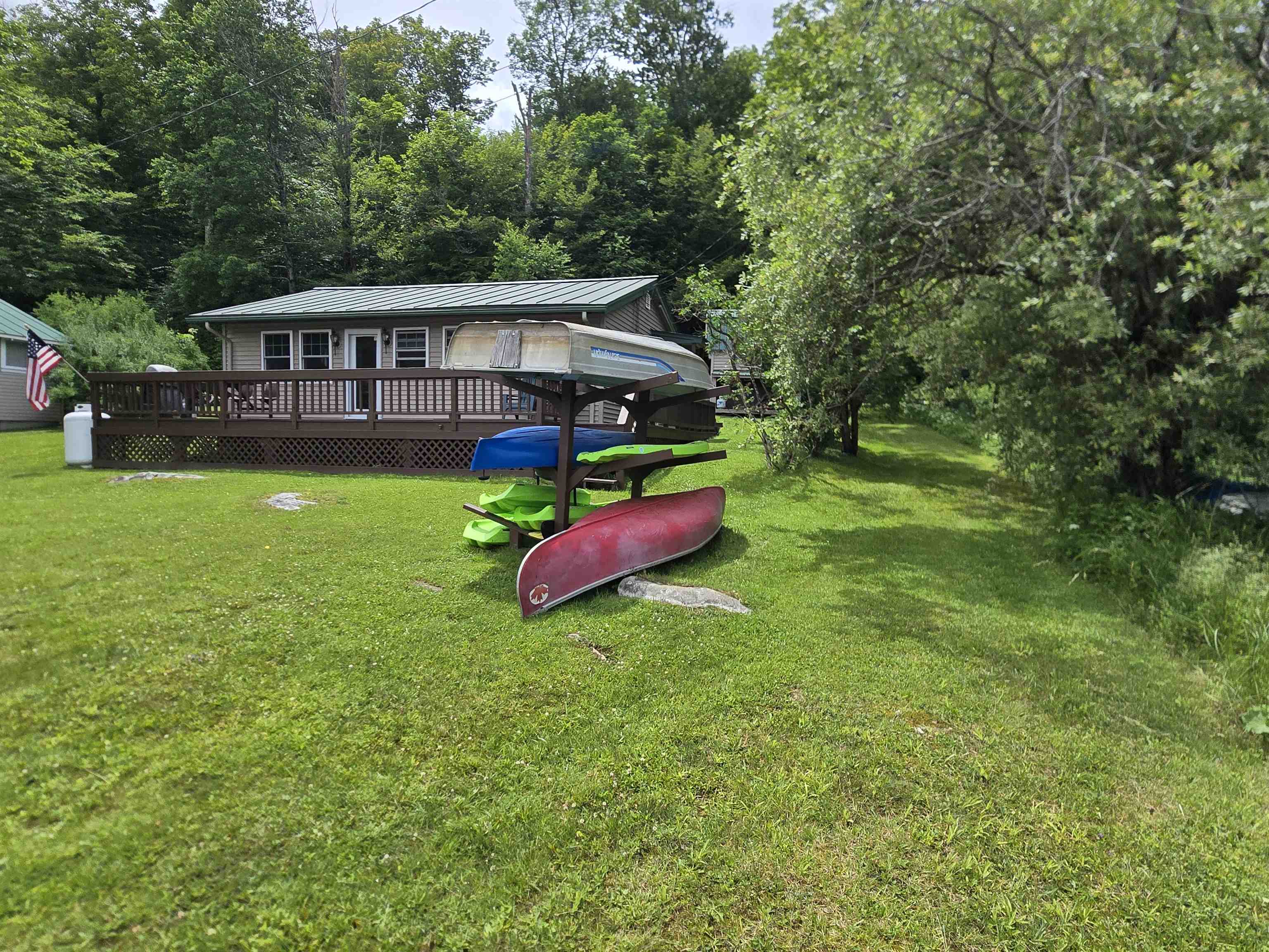 16 West Shore Drive Property Photo 18