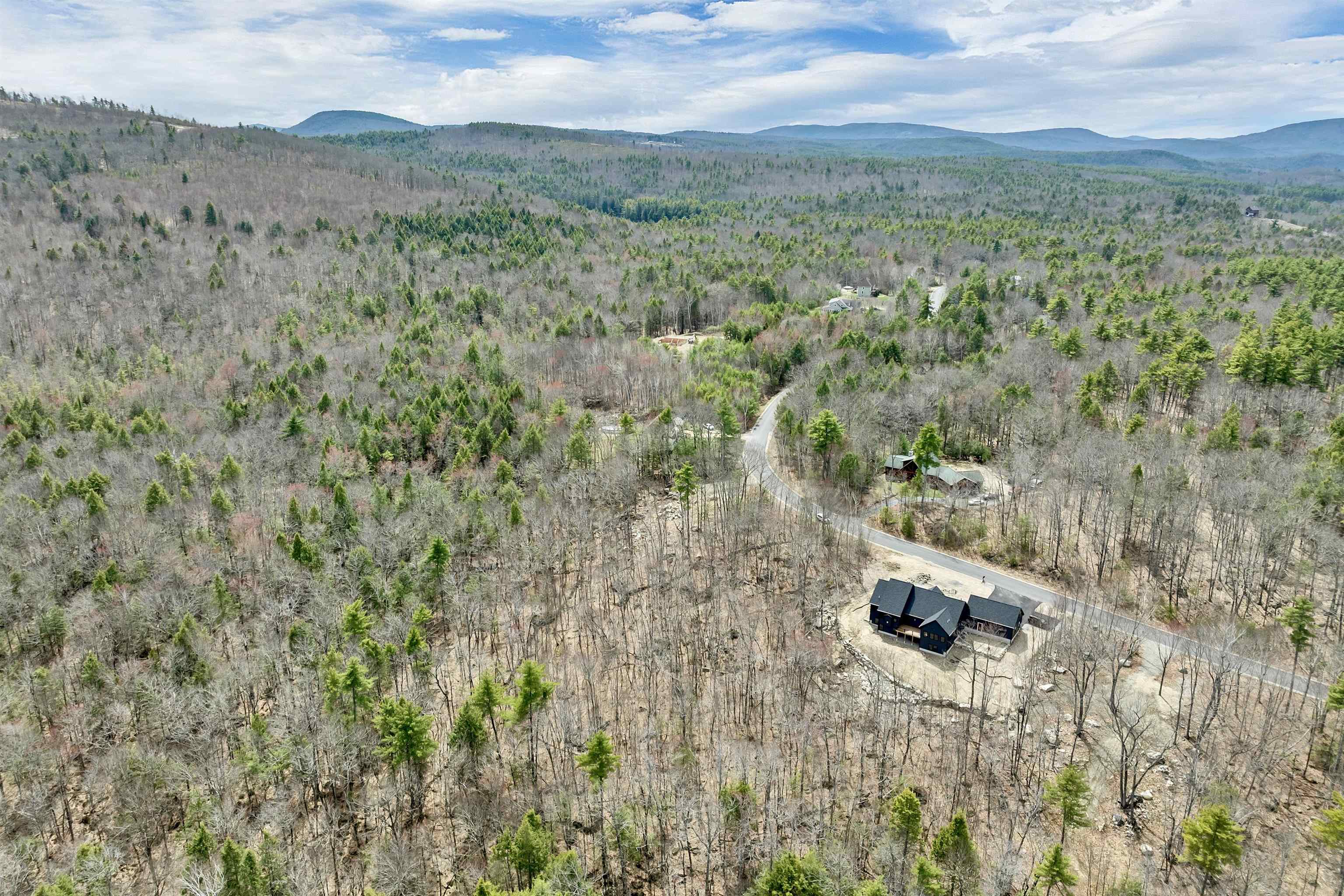24-12 Winnipesaukee Drive Property Photo 11