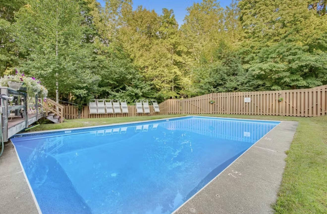 96 Sugar Run Property Photo 23