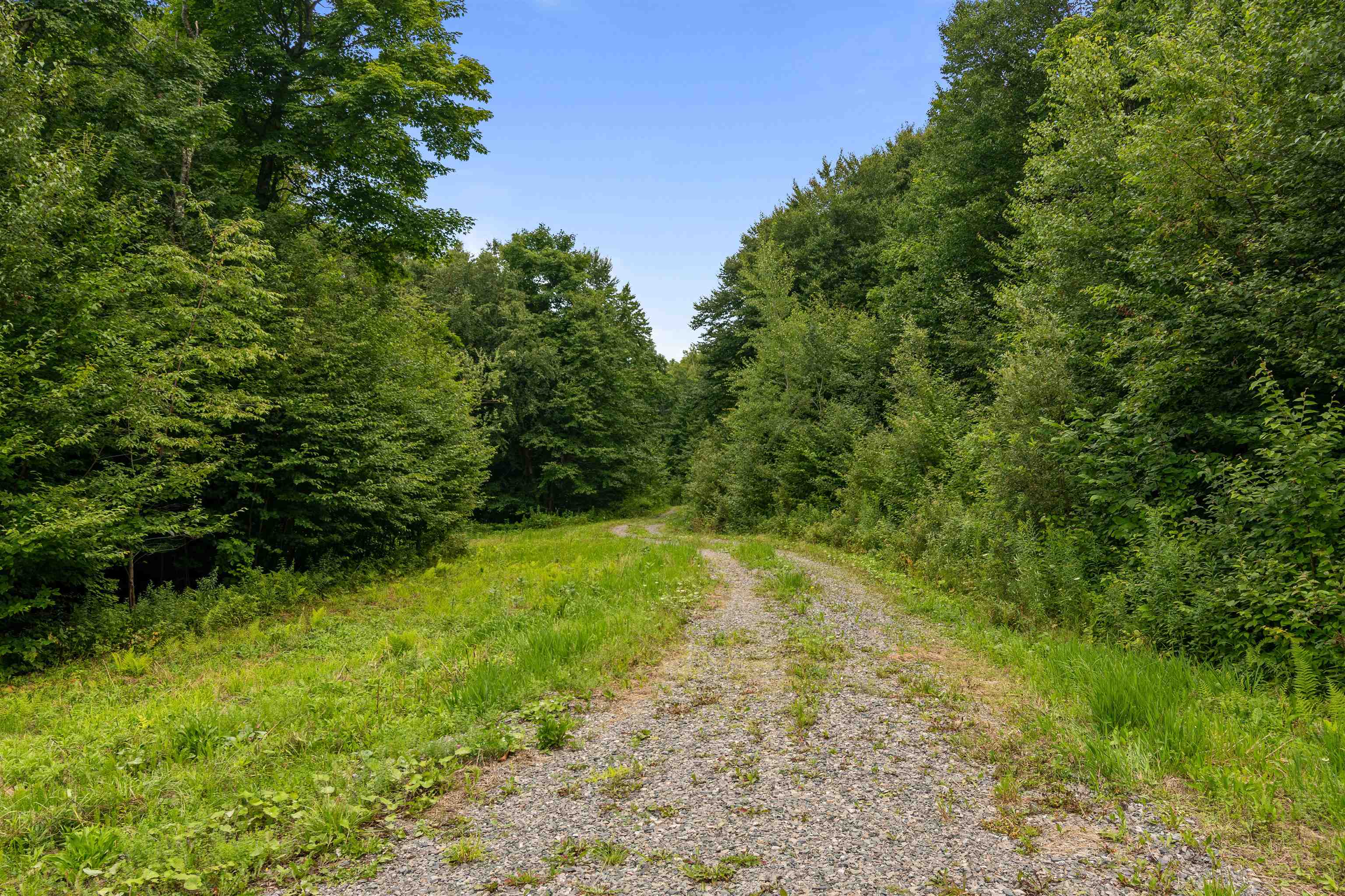 942 Deer Run Lane Property Photo 37