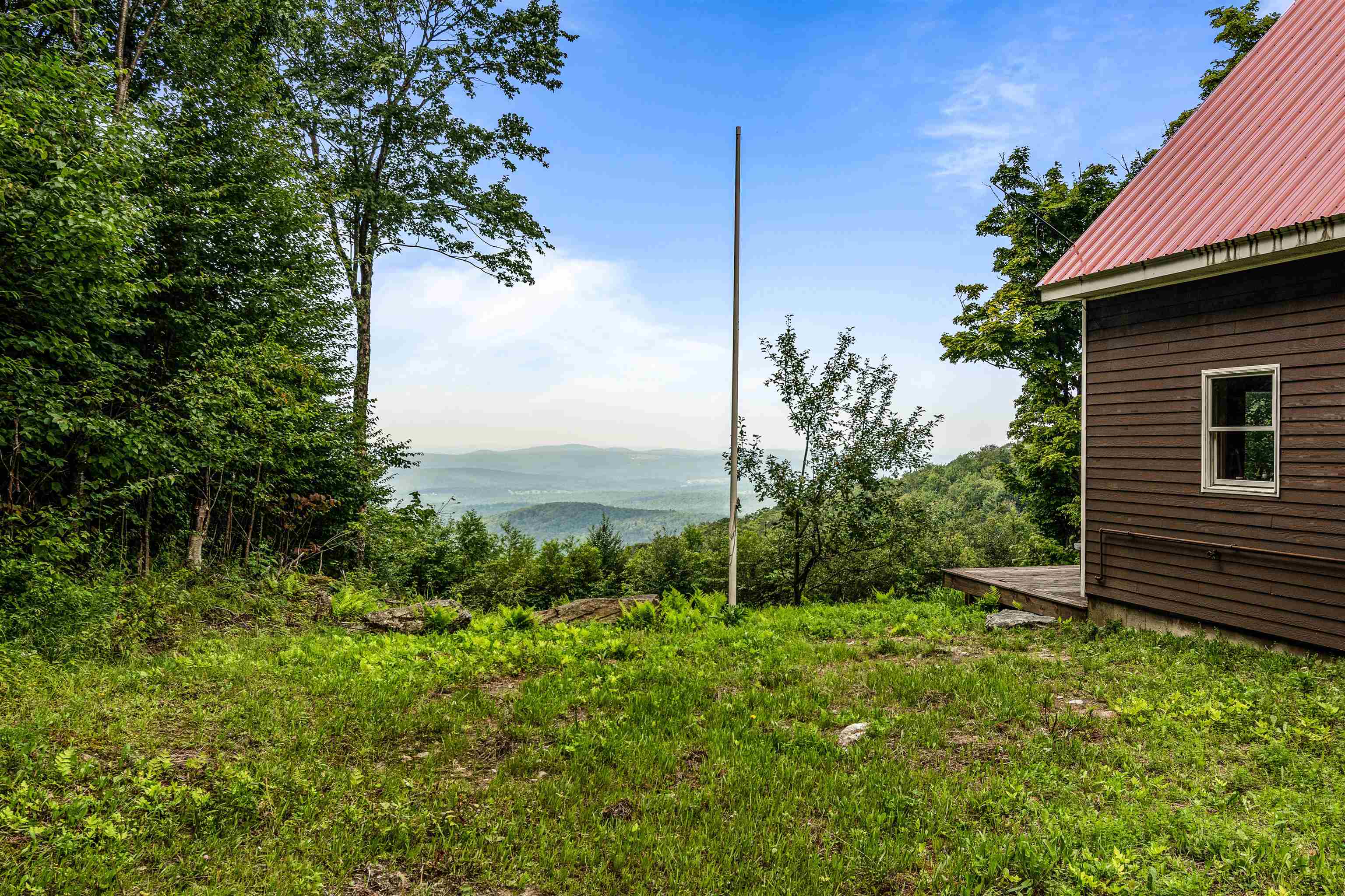 942 Deer Run Lane Property Photo 41