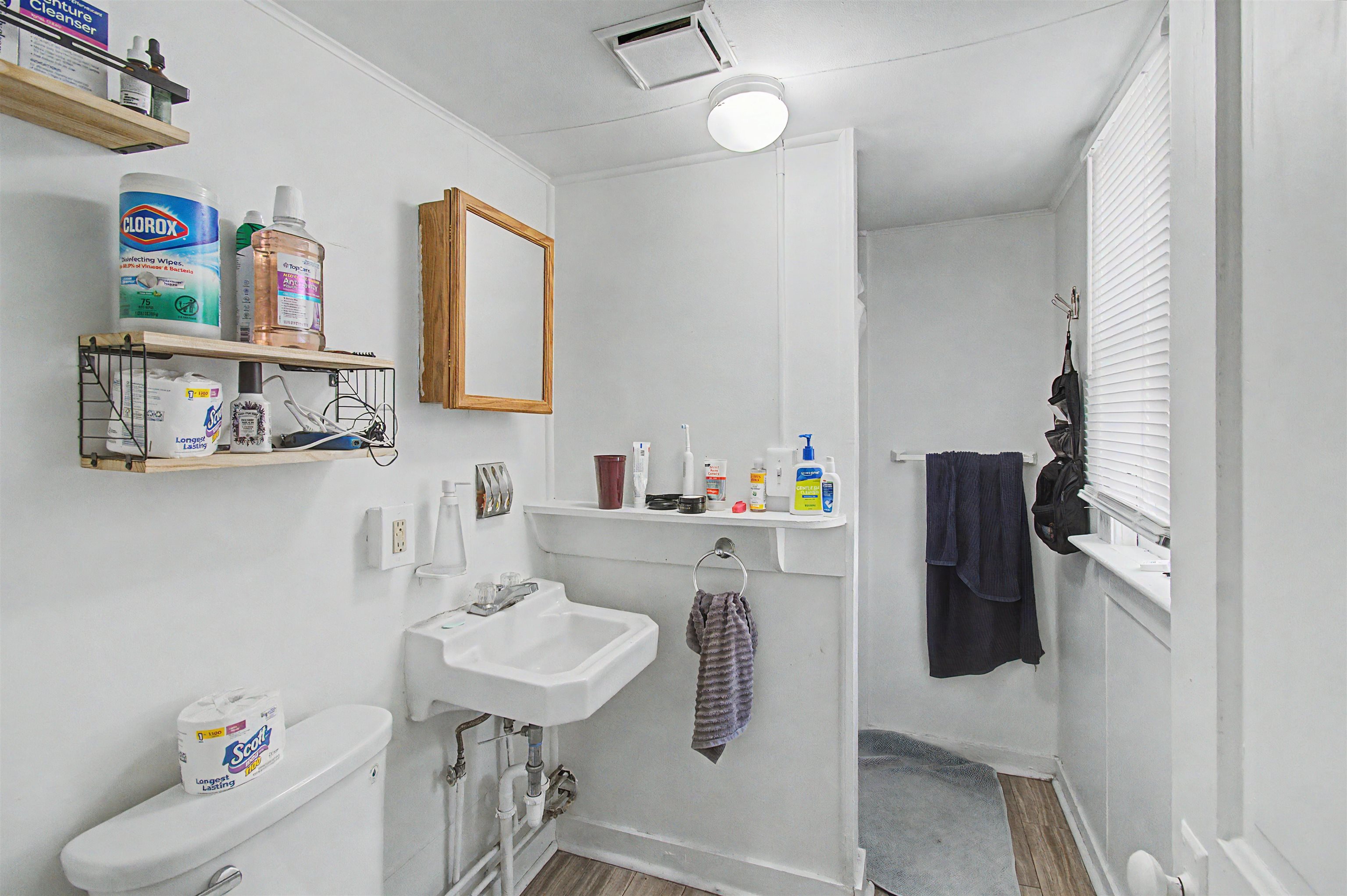 10-12 Shelburne Street Property Photo 16