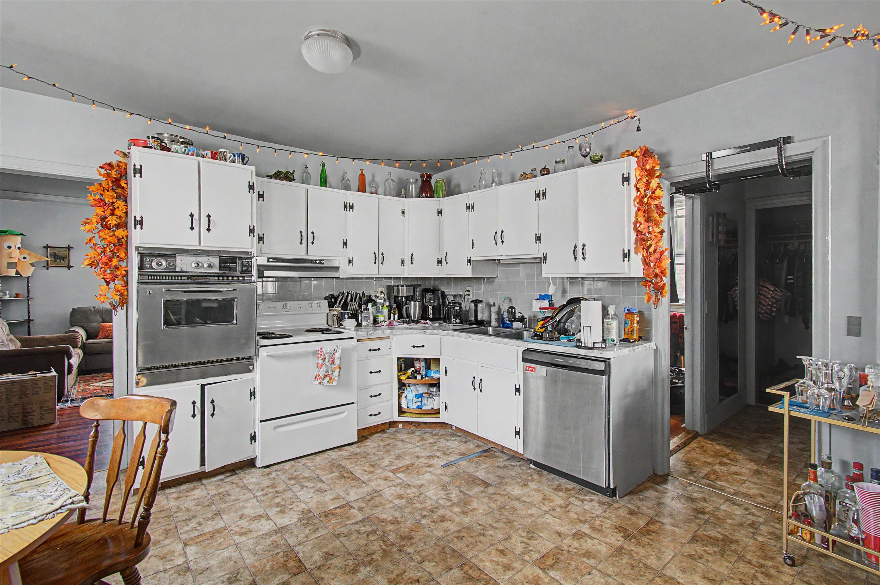 10-12 Shelburne Street Property Photo 21