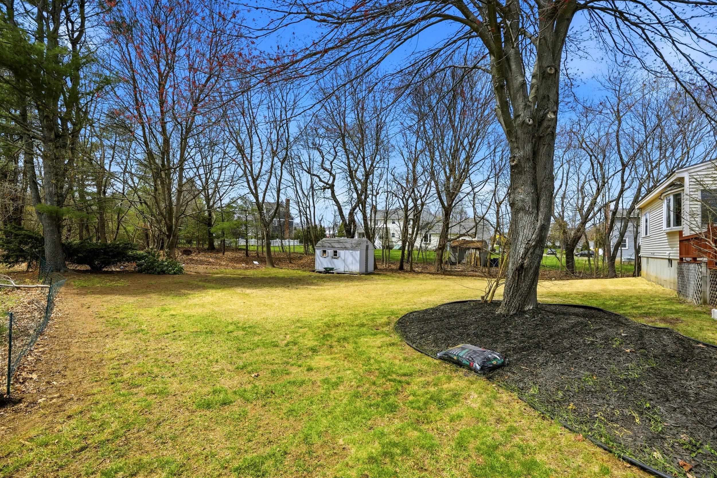 243 Winnacunnet Road Property Photo 33