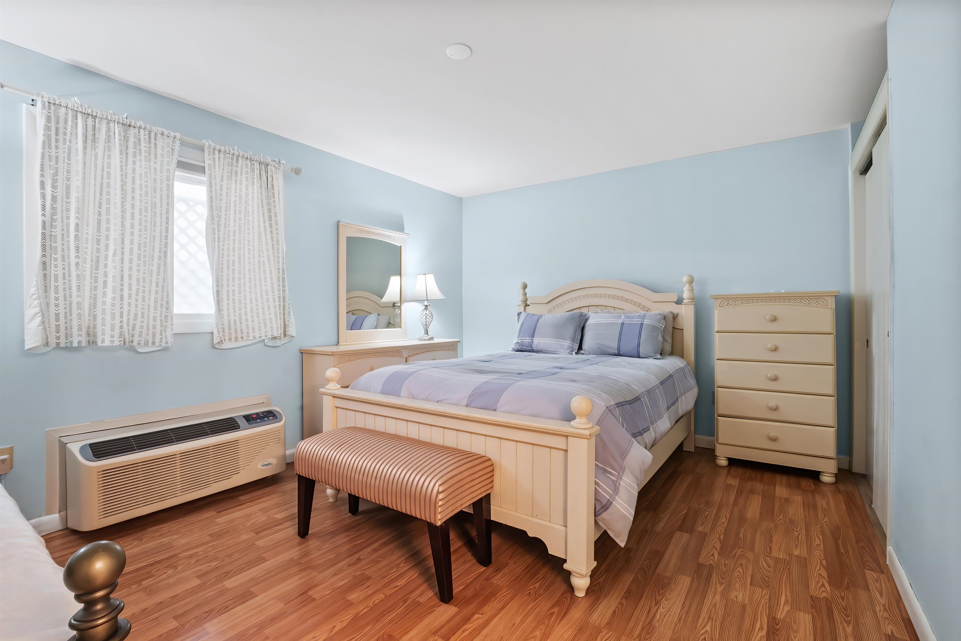 131 Lake Street Property Photo 16