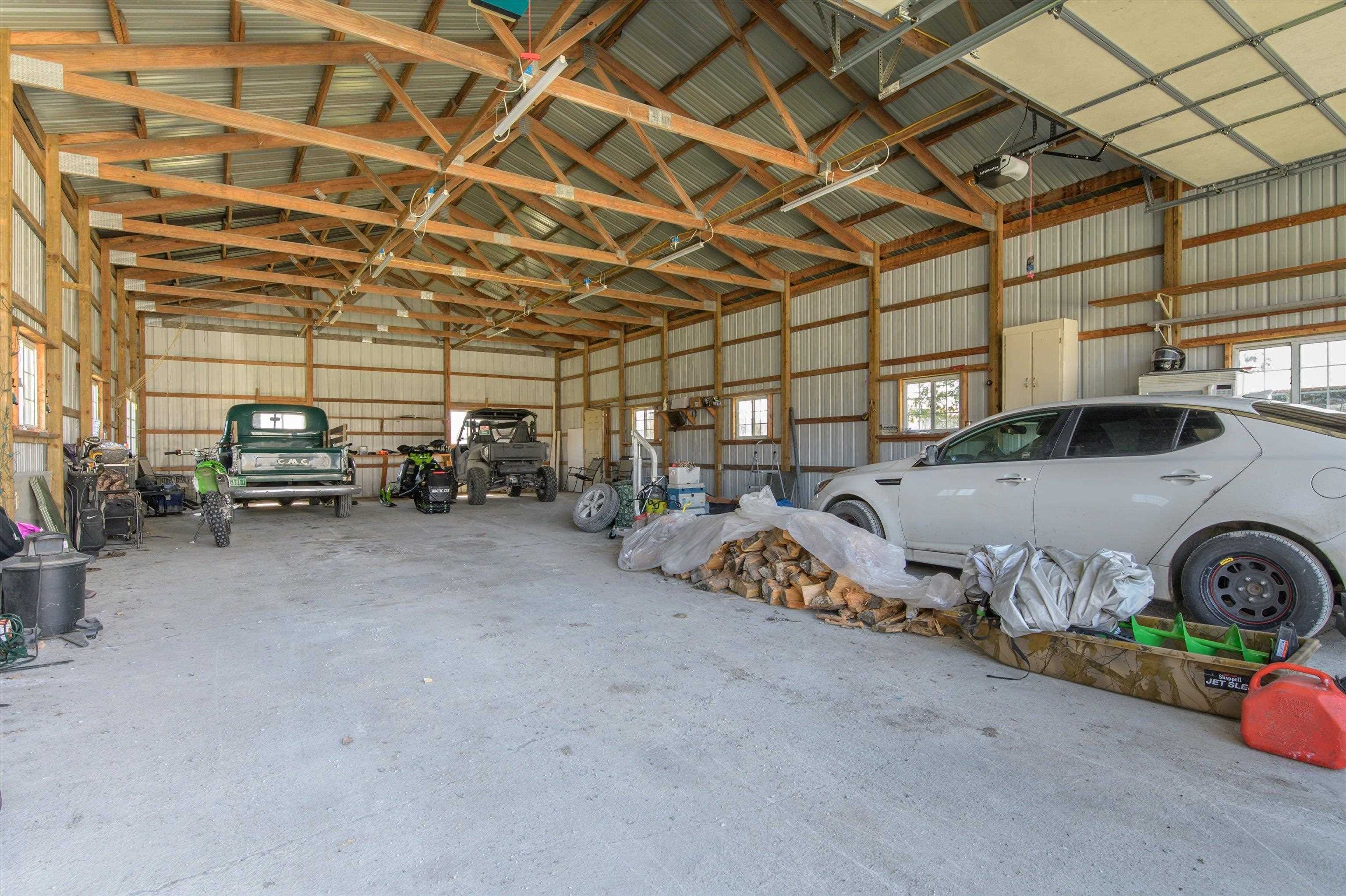 2091 North Lake Road Property Photo 42