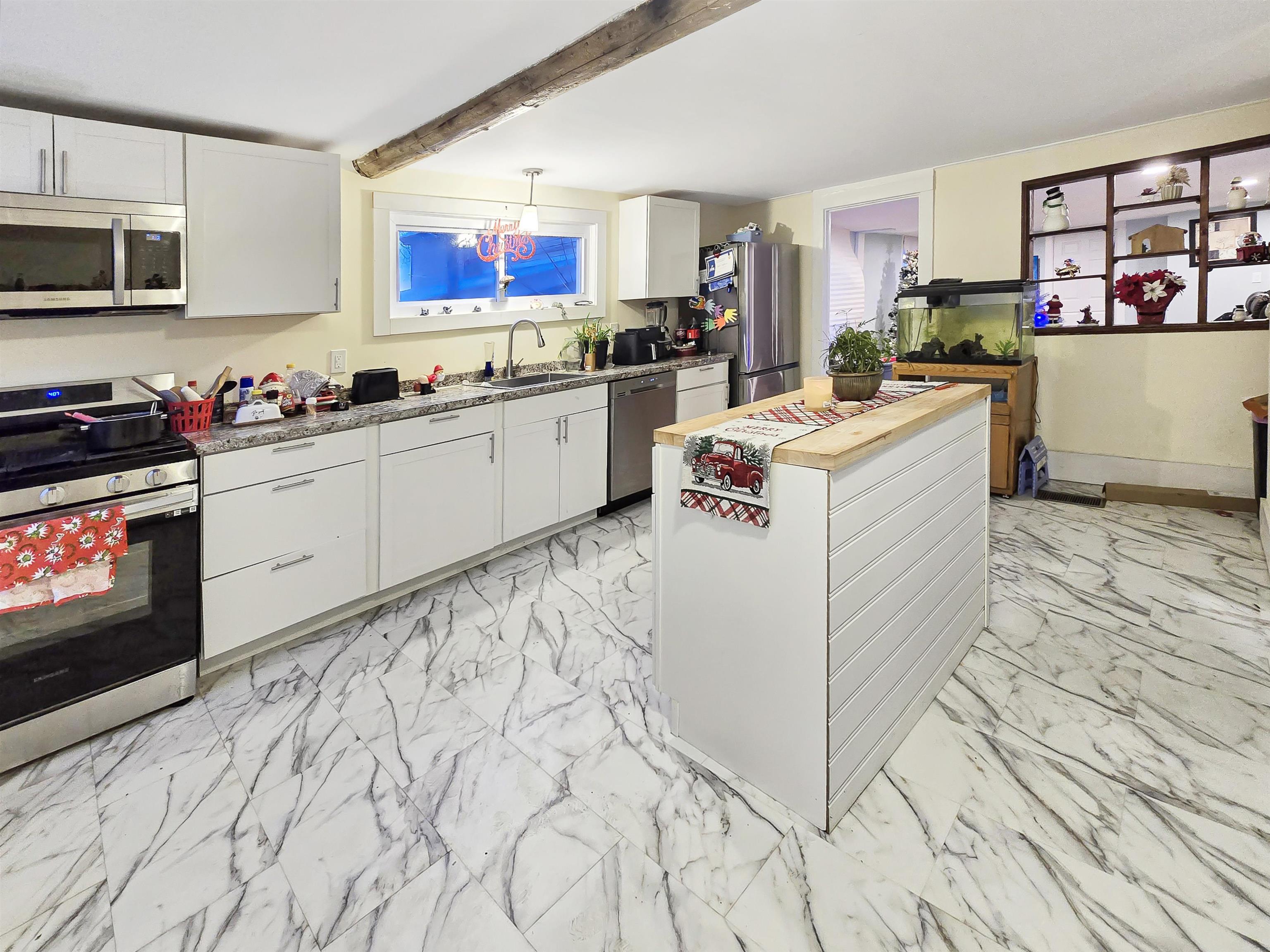 2830 Stage Road Property Photo 12