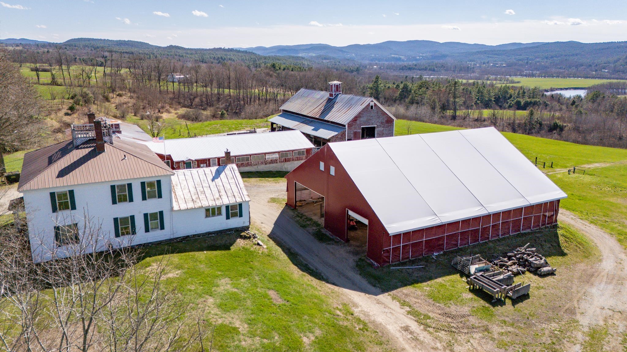529 Nh Route 10 Property Photo 3