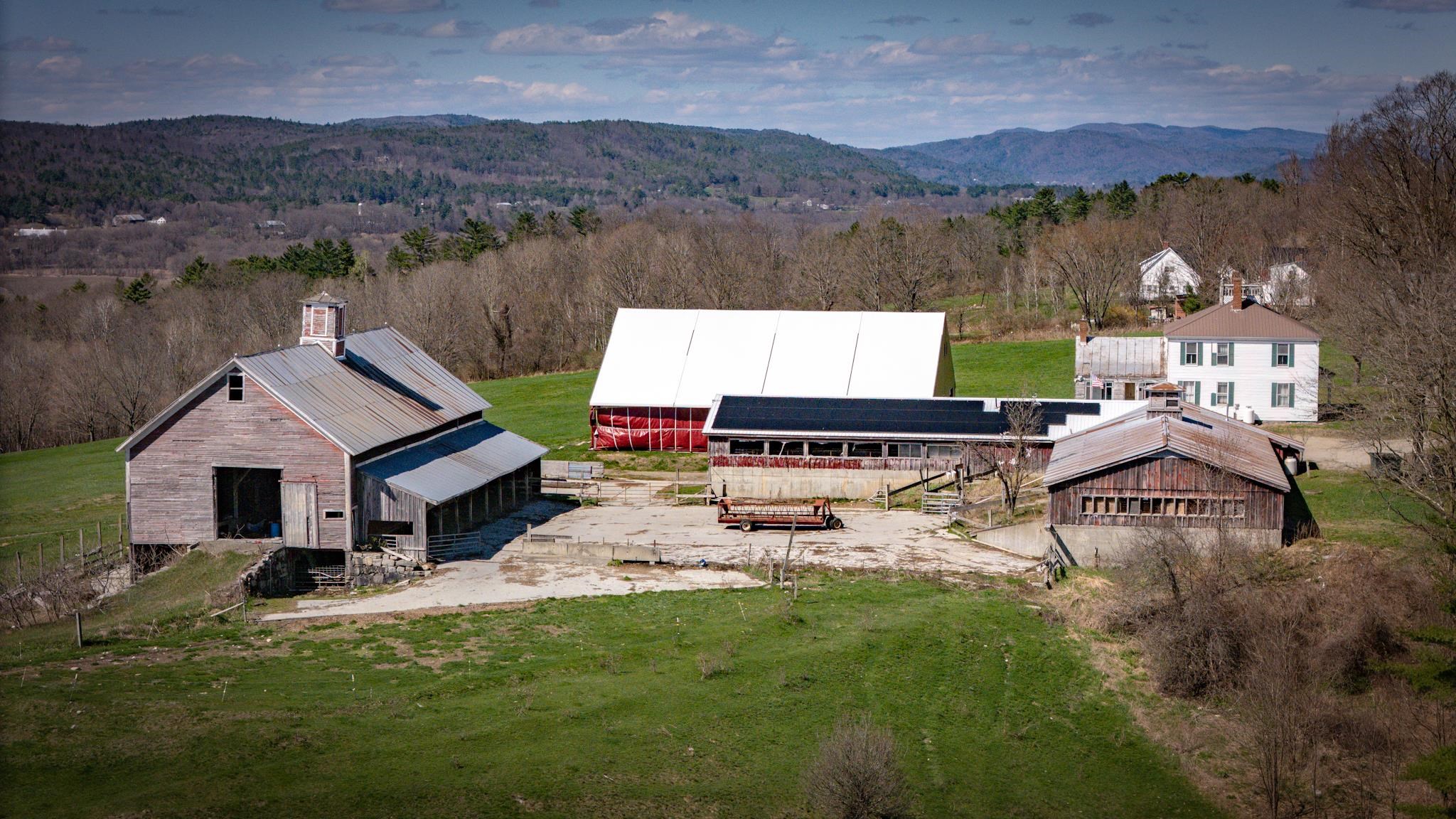 529 Nh Route 10 Property Photo 4