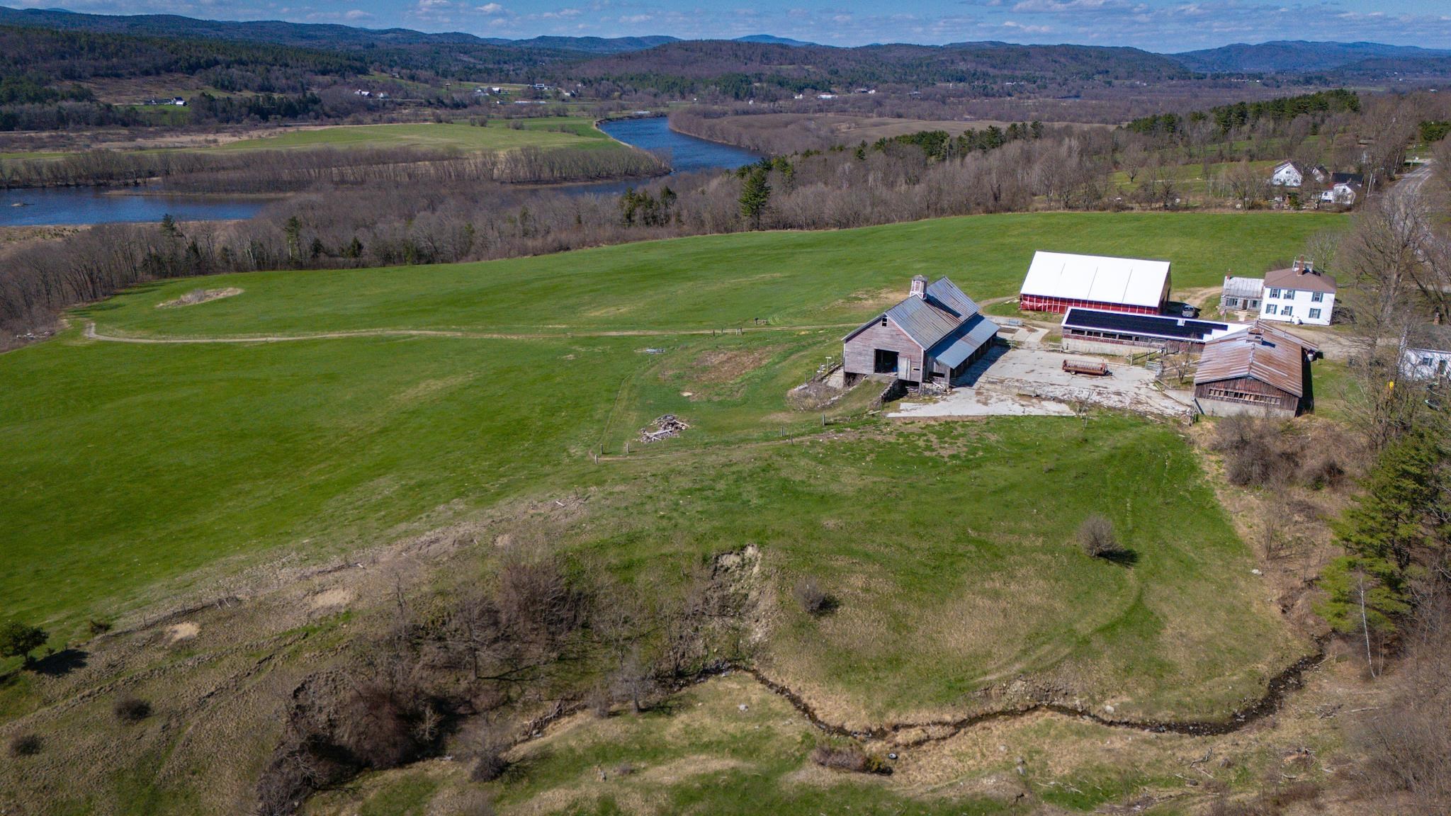 529 Nh Route 10 Property Photo 9