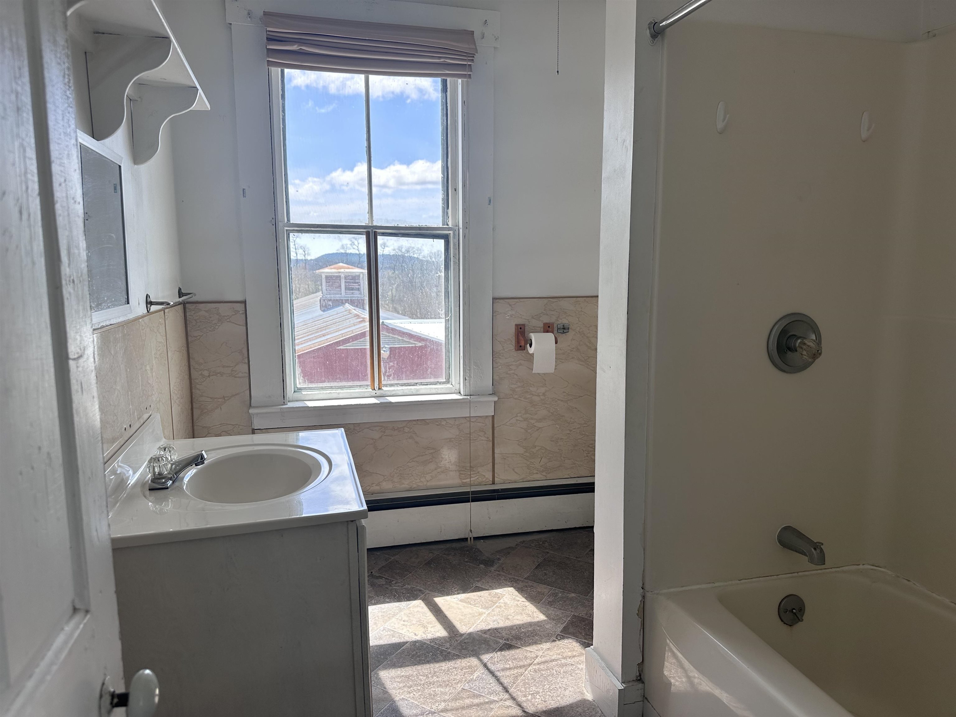 529 Nh Route 10 Property Photo 26