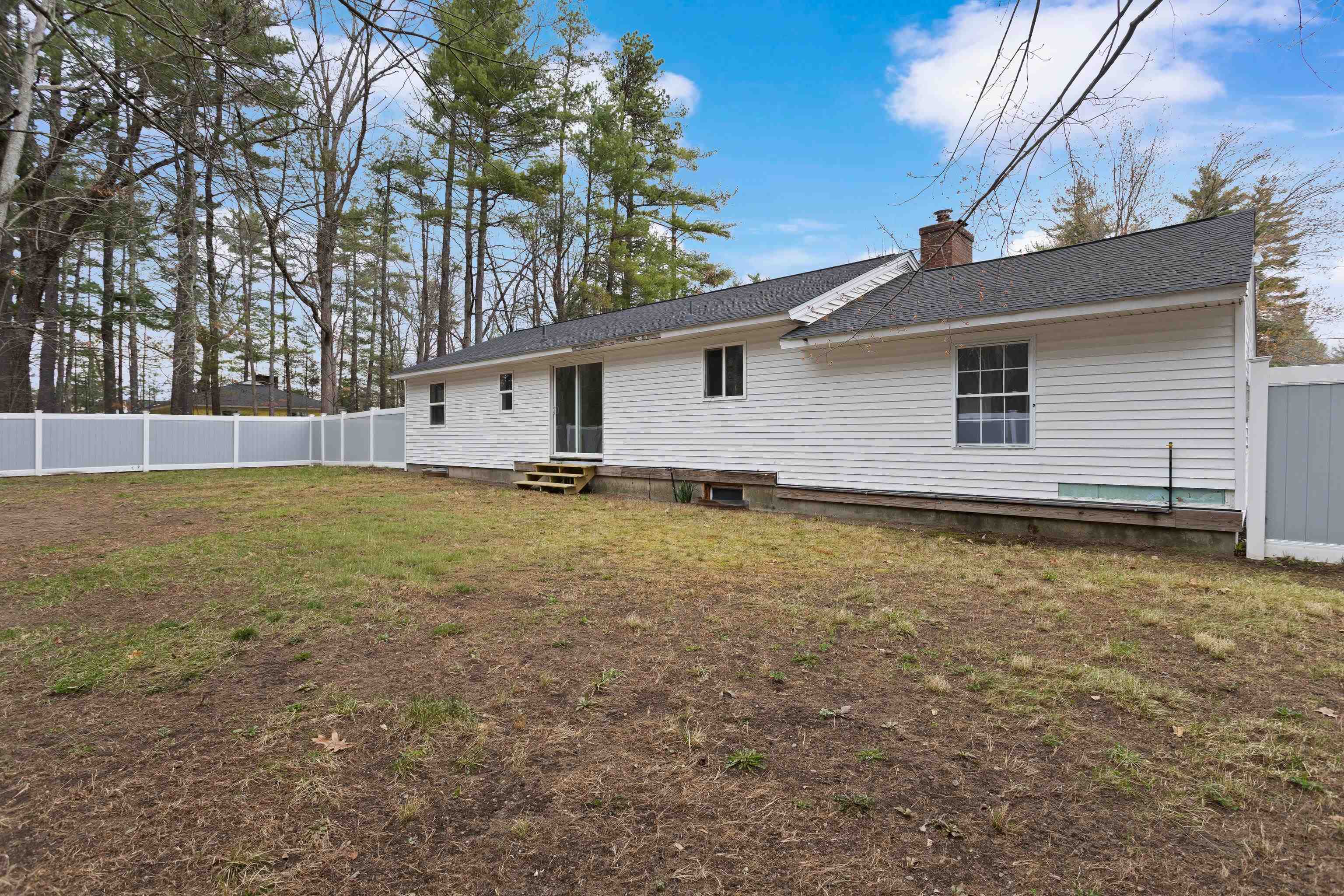 33 State Route 101a Property Photo 5