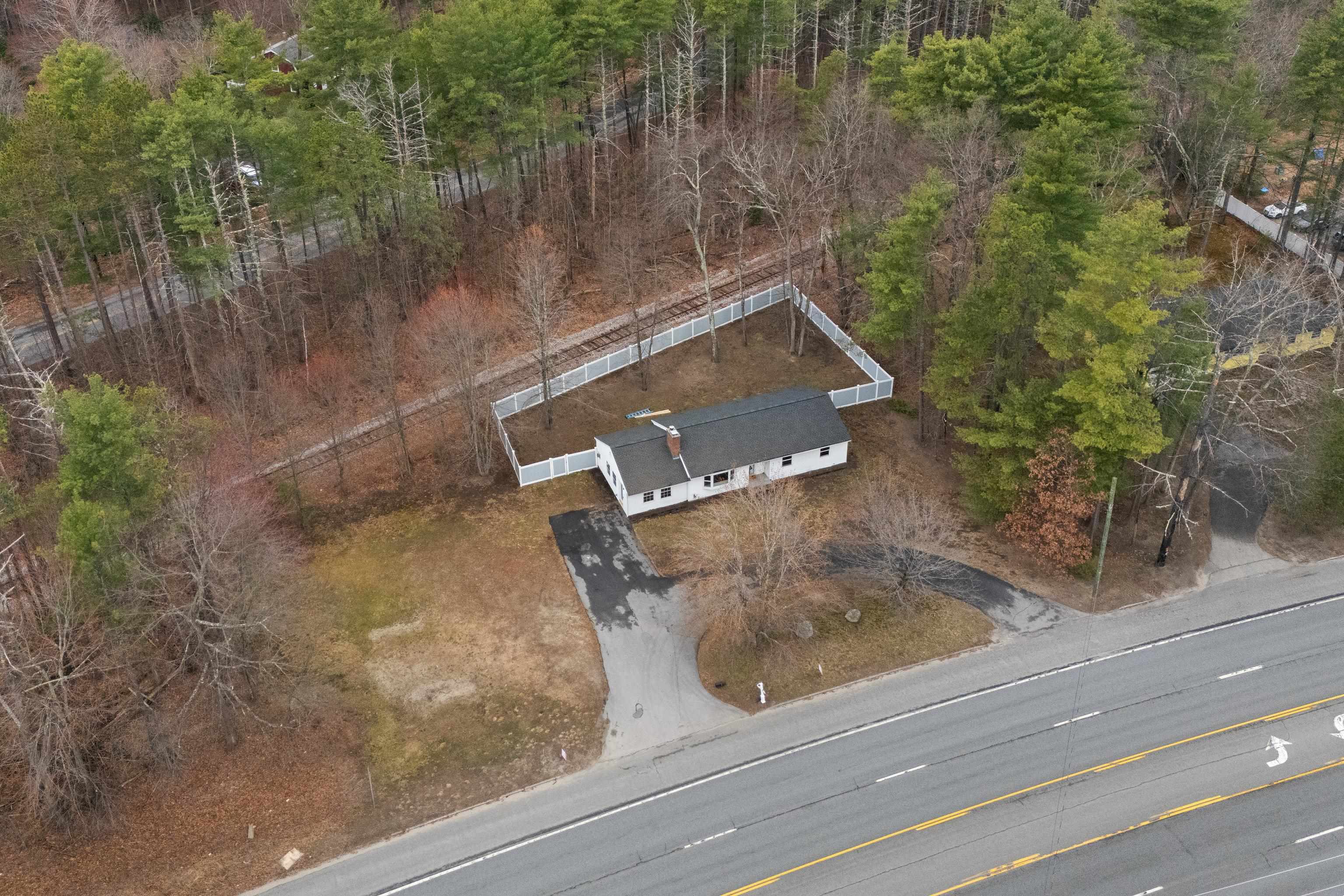 33 State Route 101a Property Photo 34