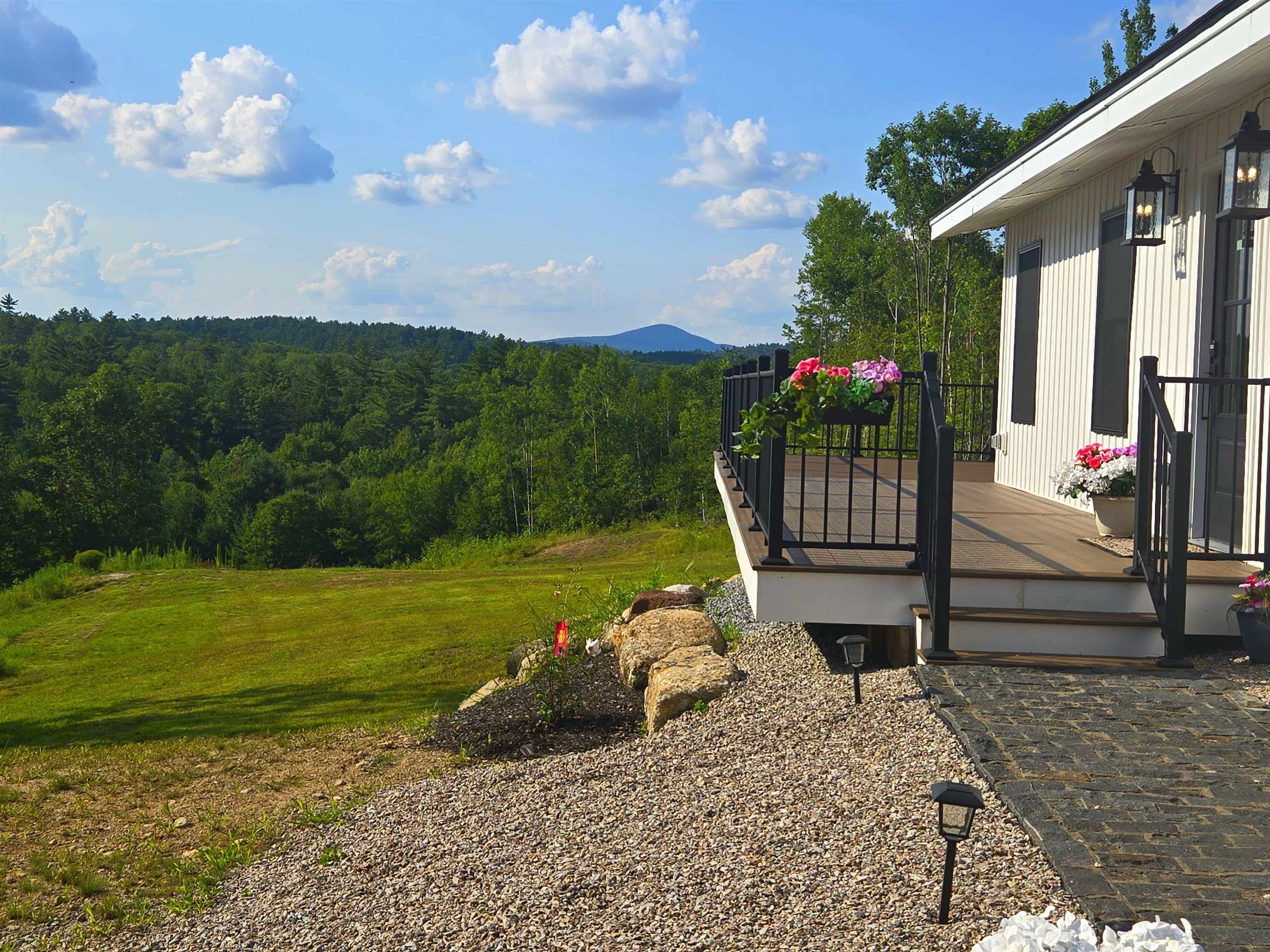 162 Rocky Ledge Road Property Photo 2