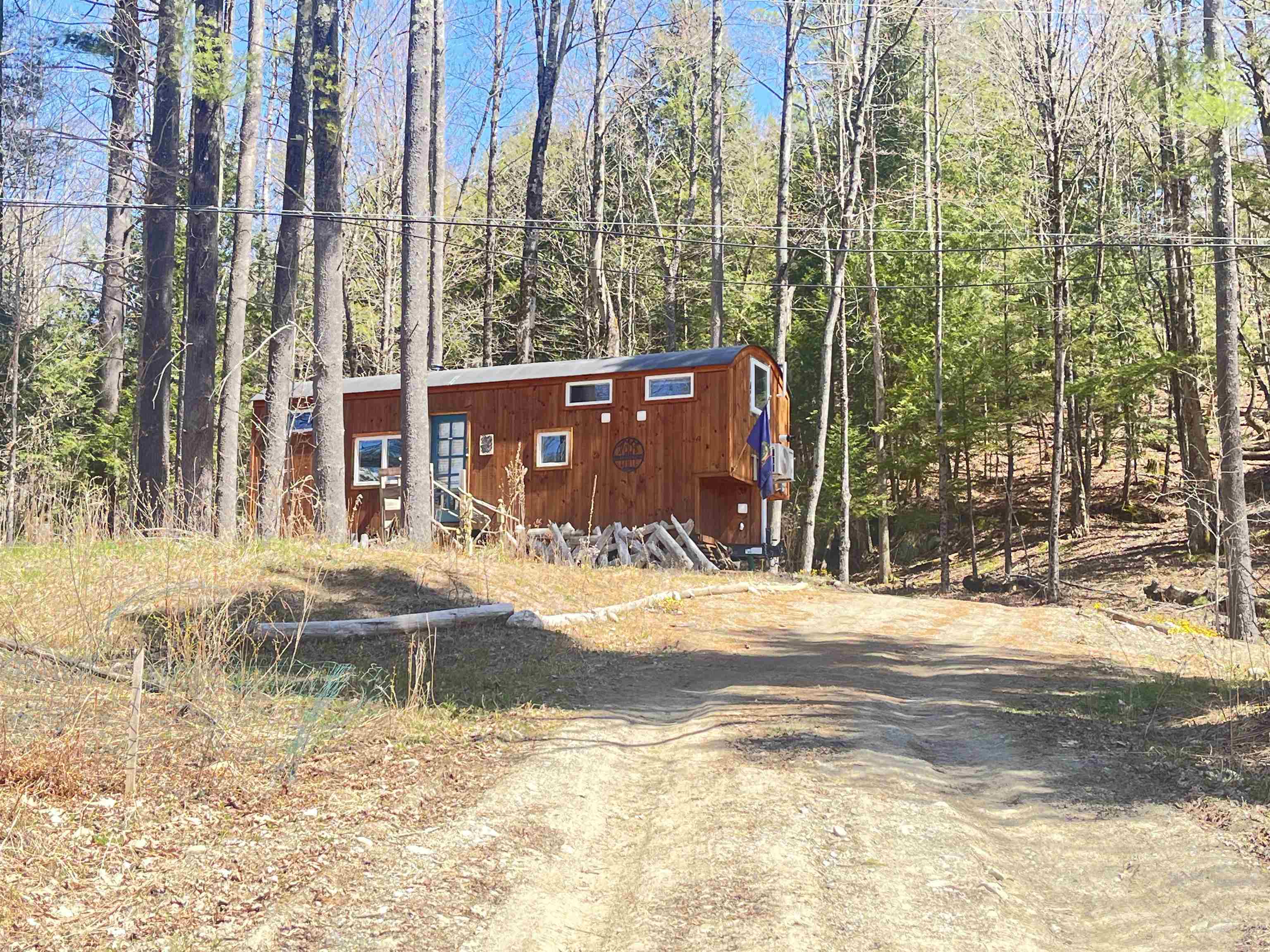 1295 River Road Property Photo 1