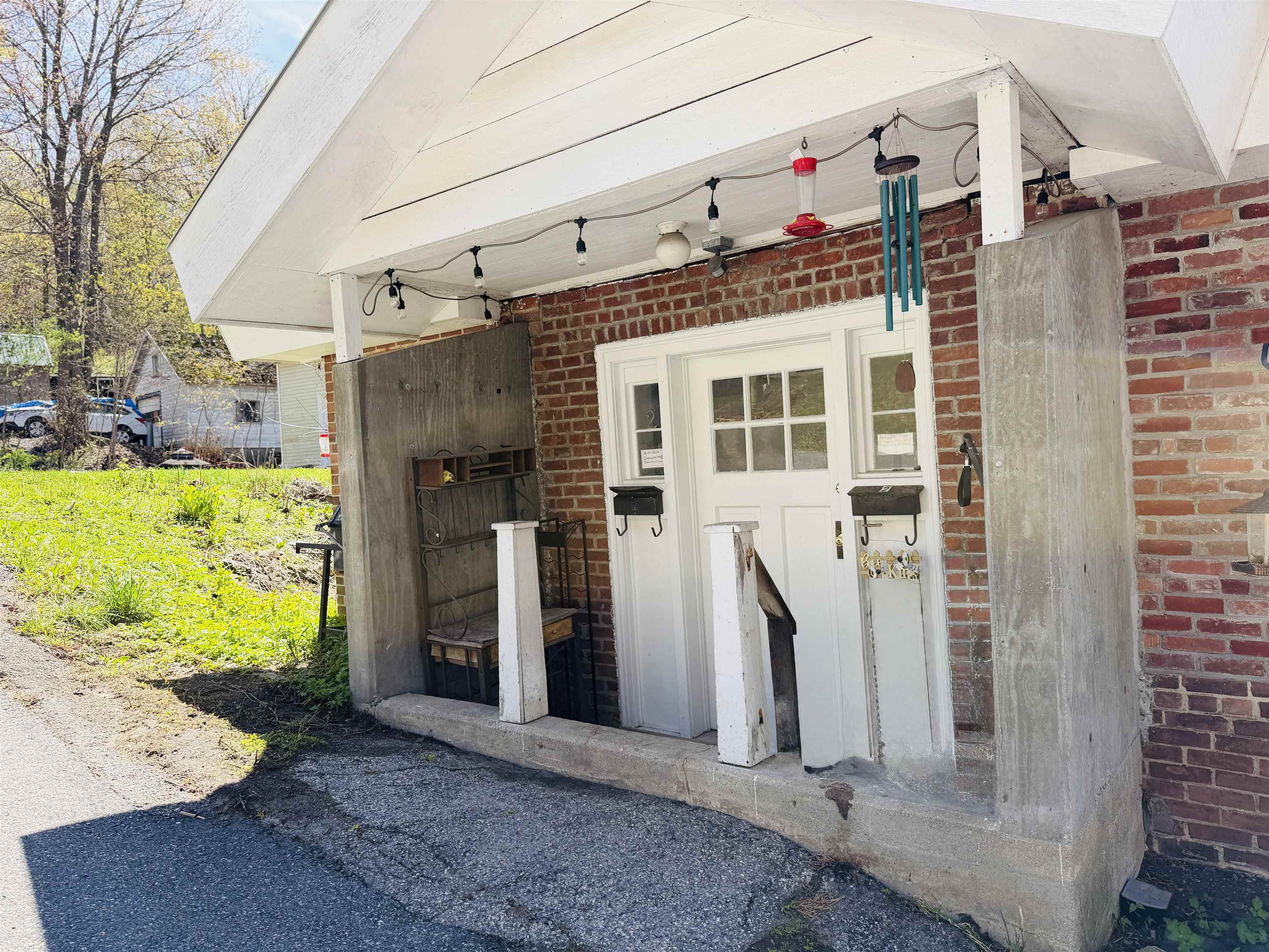 2 Hamlin Avenue Property Photo 4