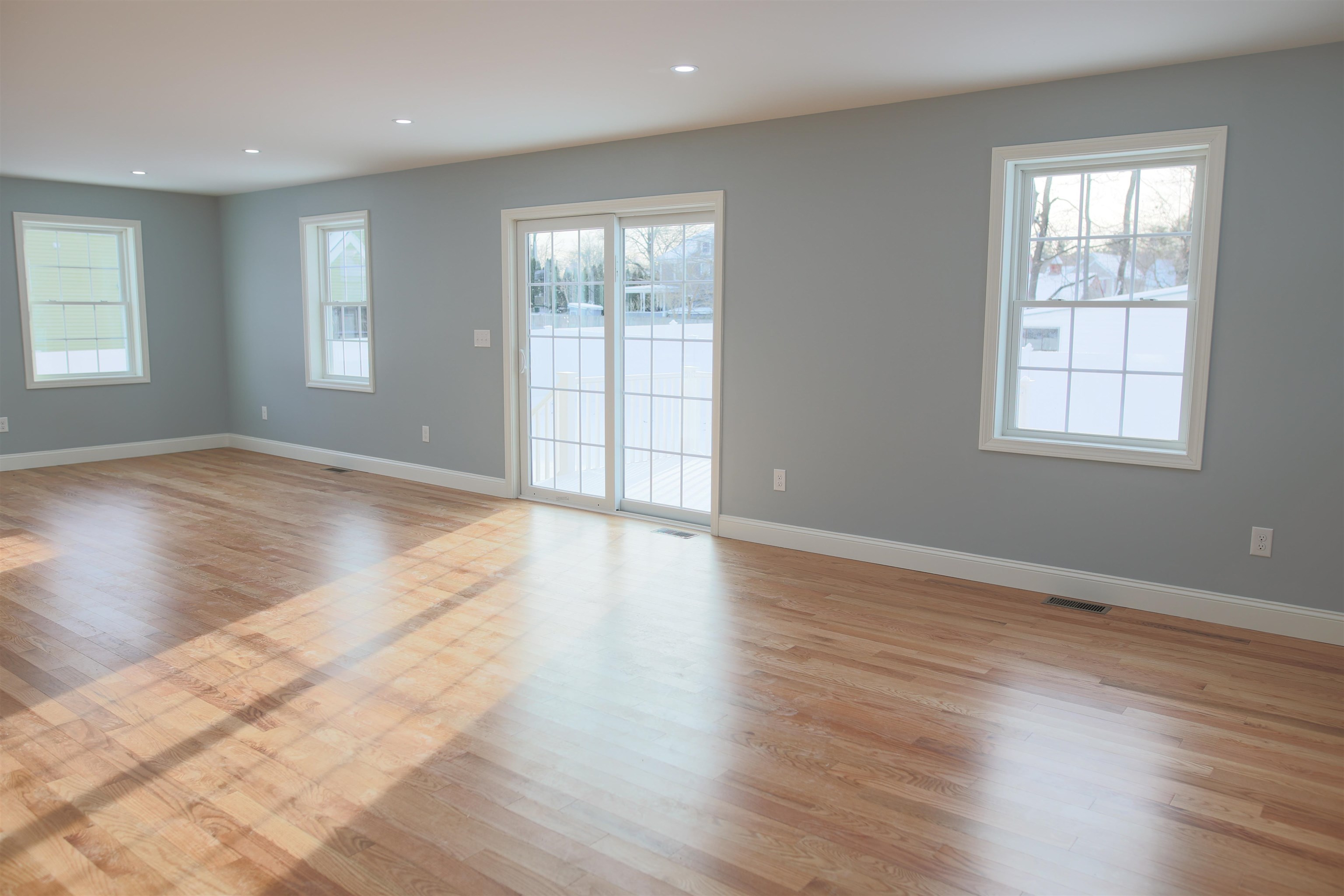21 Library Street Property Photo 8