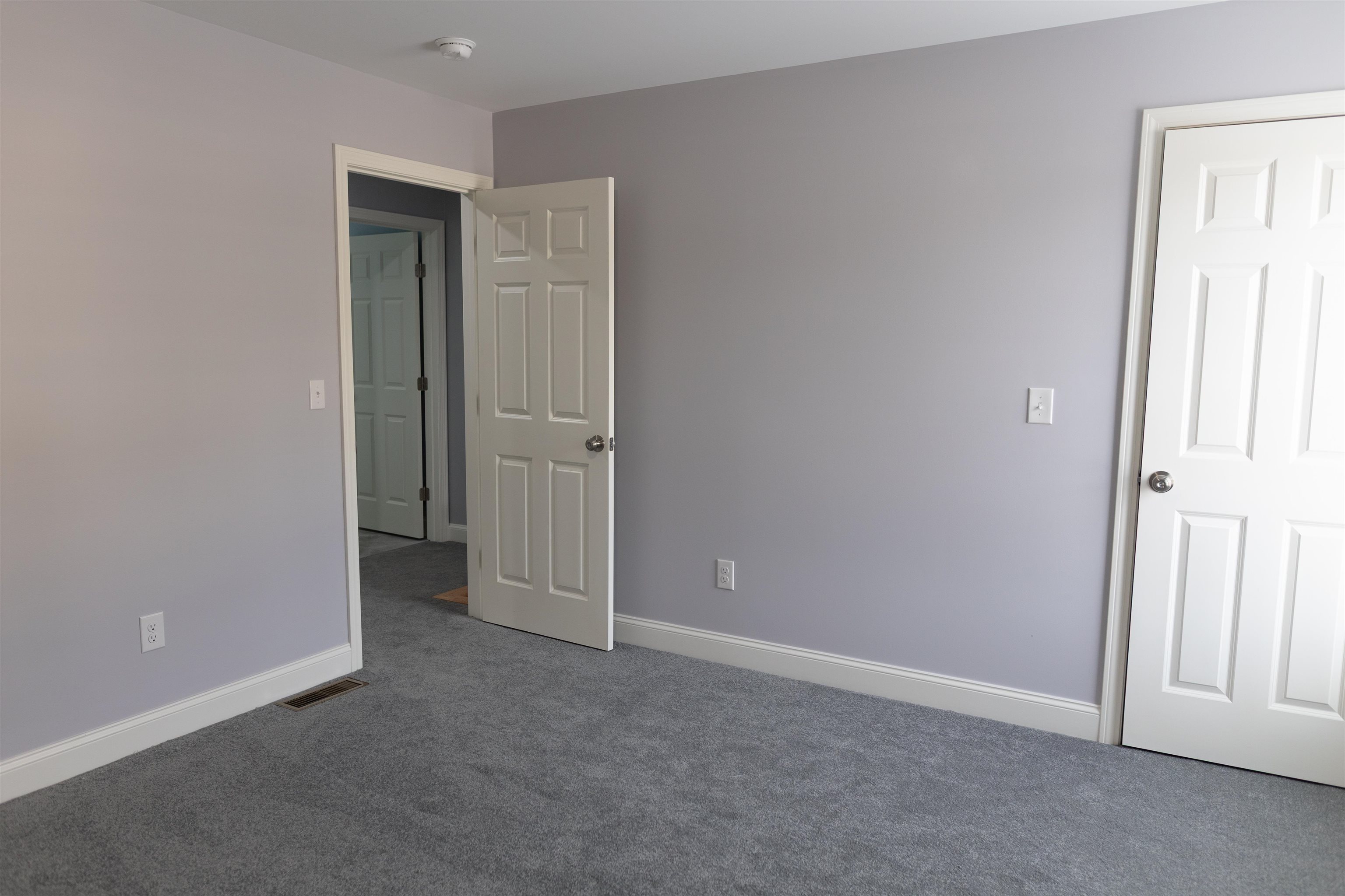 21 Library Street Property Photo 17