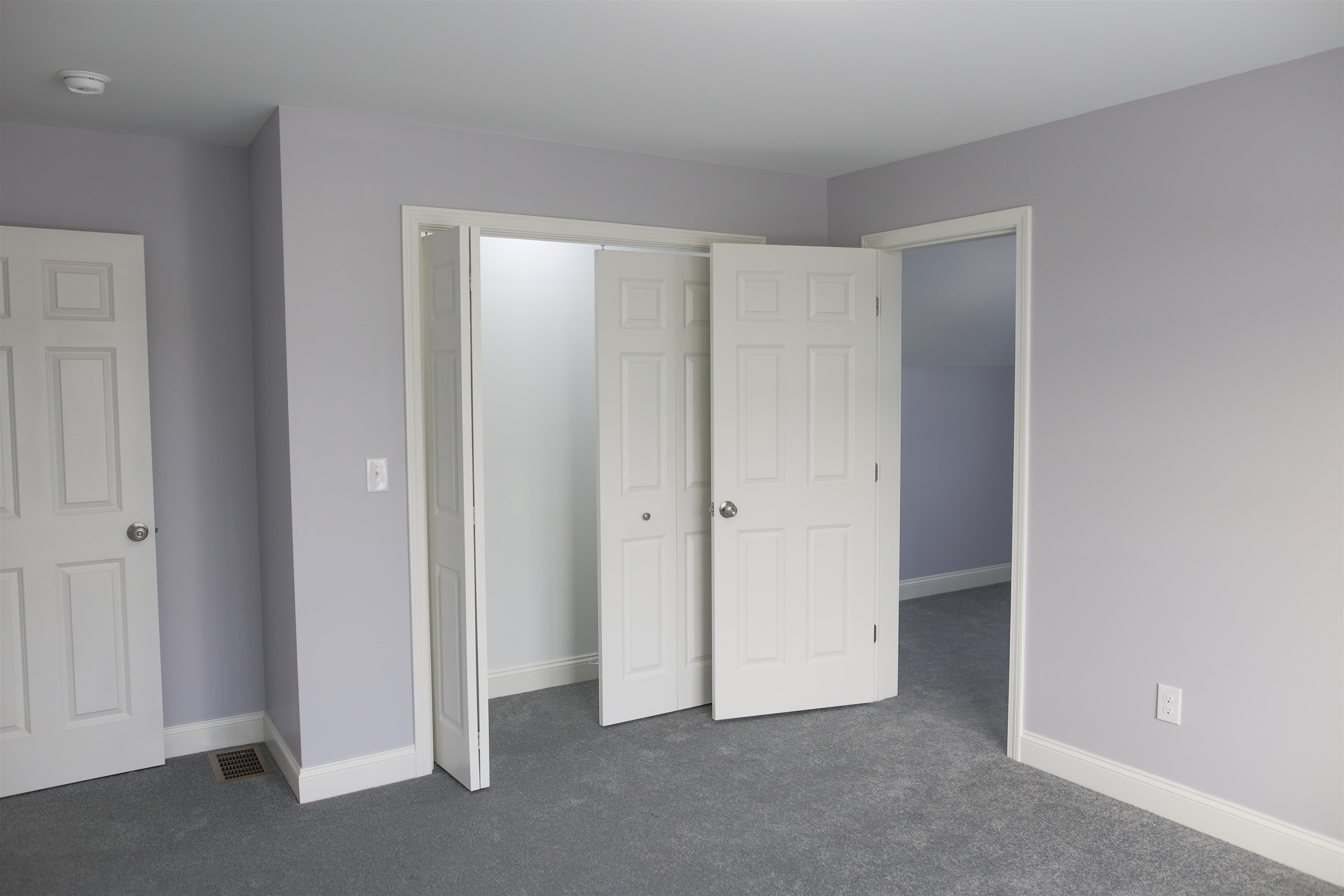 21 Library Street Property Photo 21