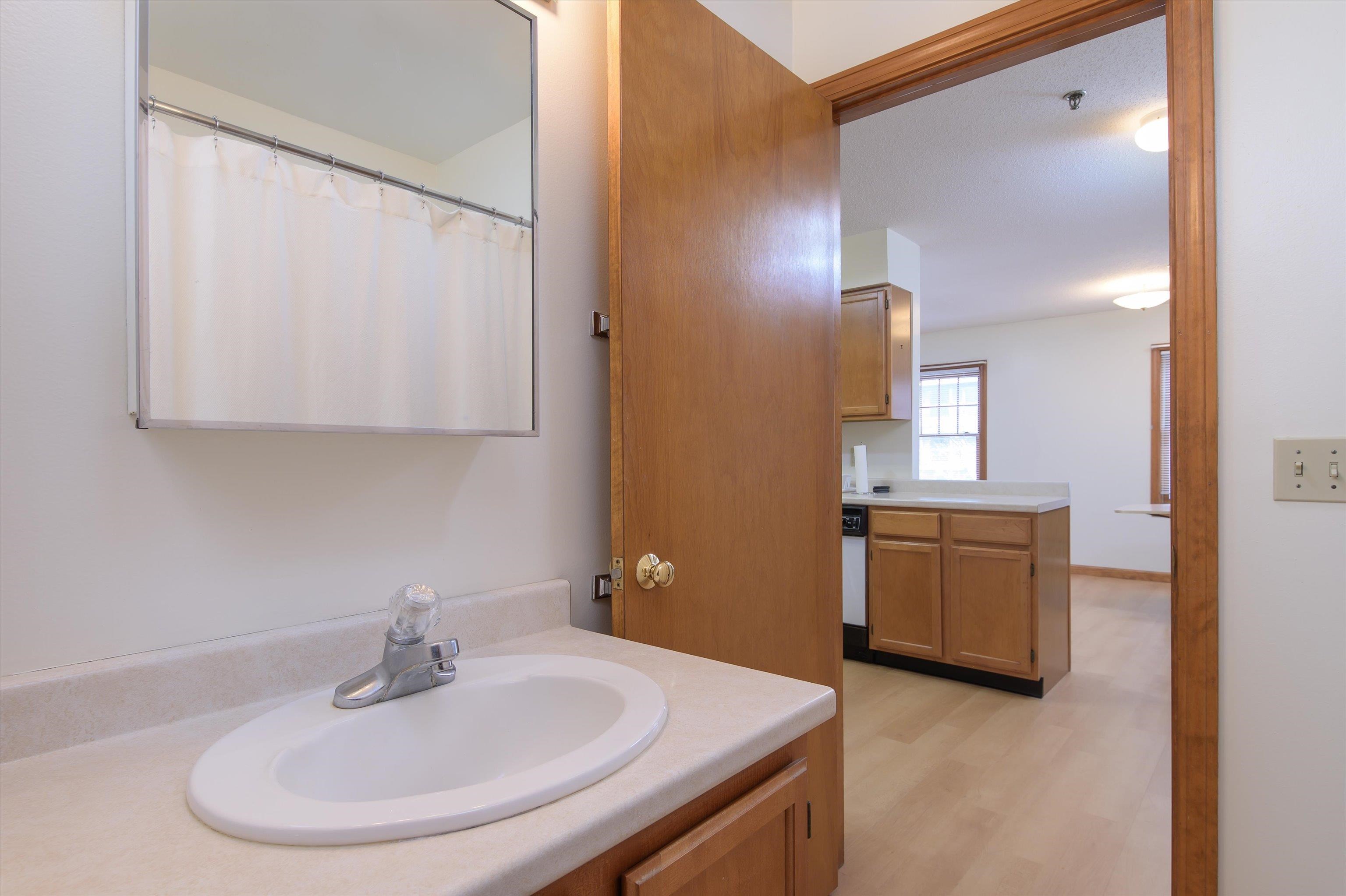 156 Main Street Property Photo 8
