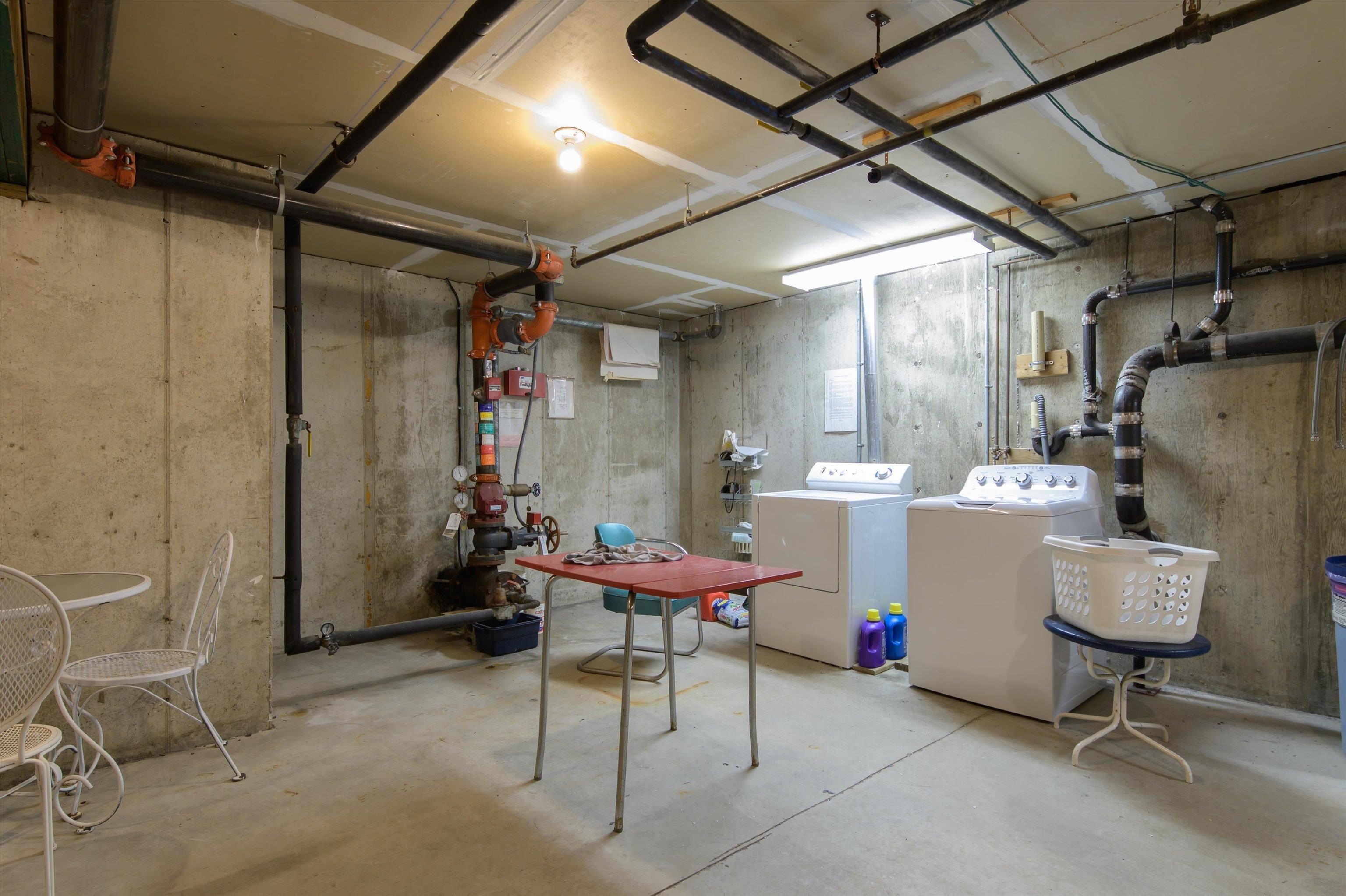 156 Main Street Property Photo 50