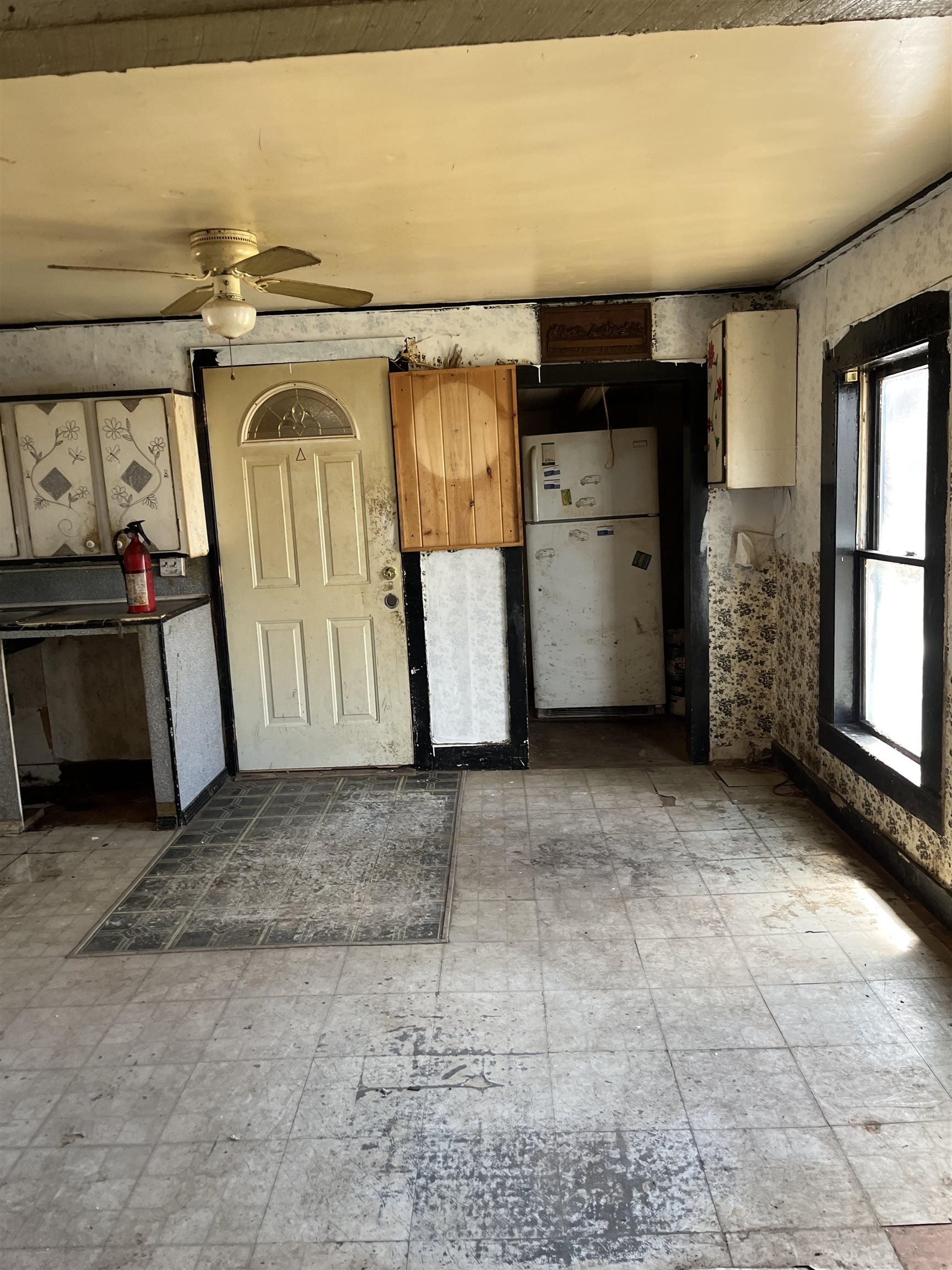 76 Water Street Property Photo 12