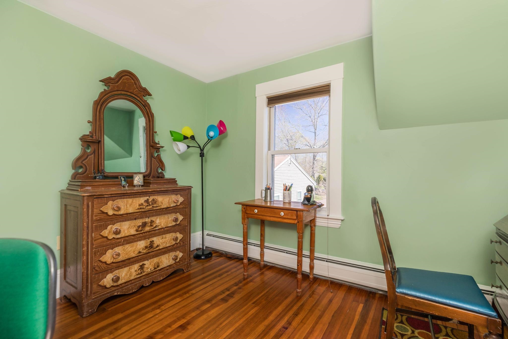 536 Middle Road Property Photo 21