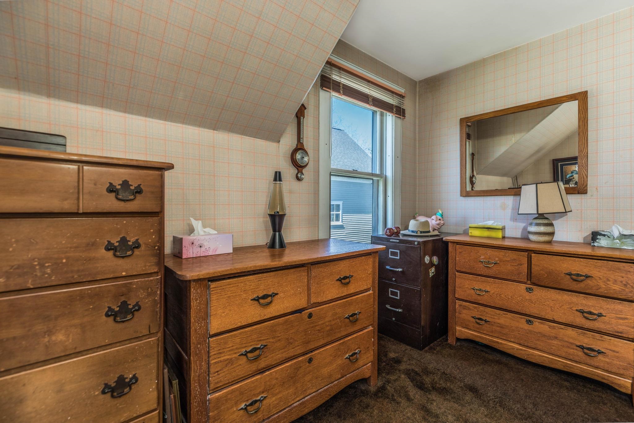536 Middle Road Property Photo 23