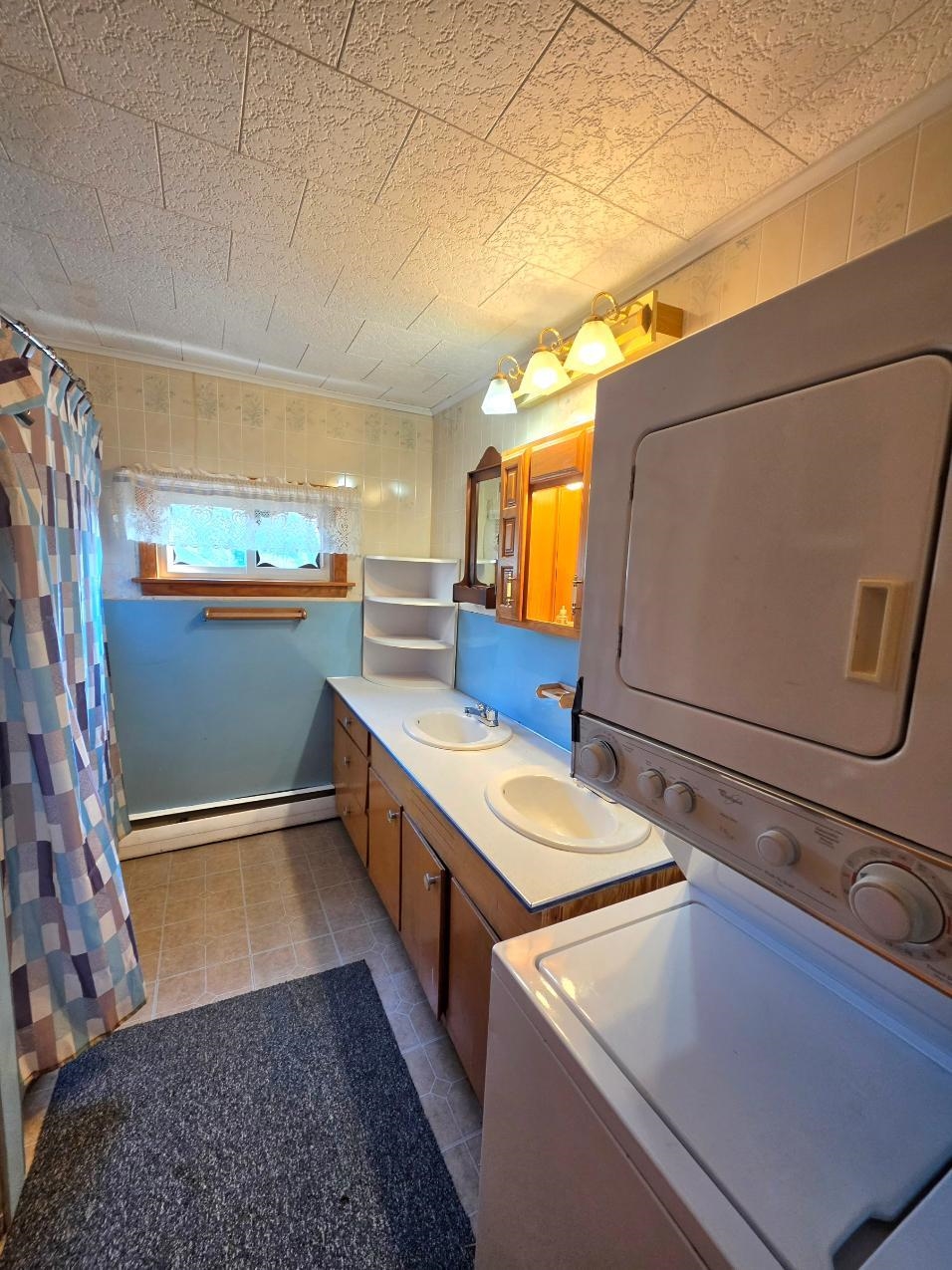 255 Wight Street Property Photo 16