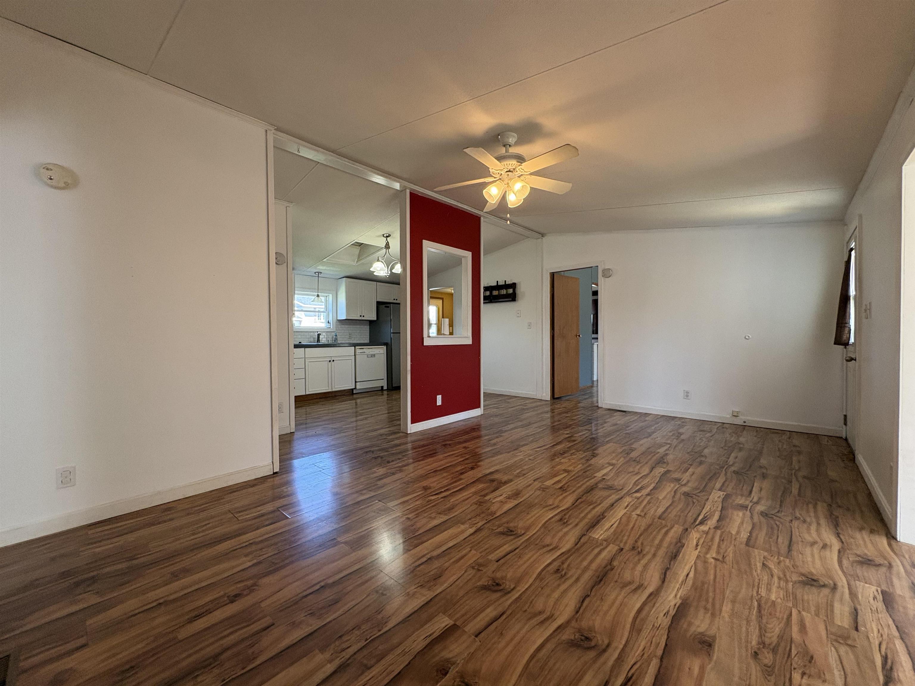 104 Nason Street Property Photo 6