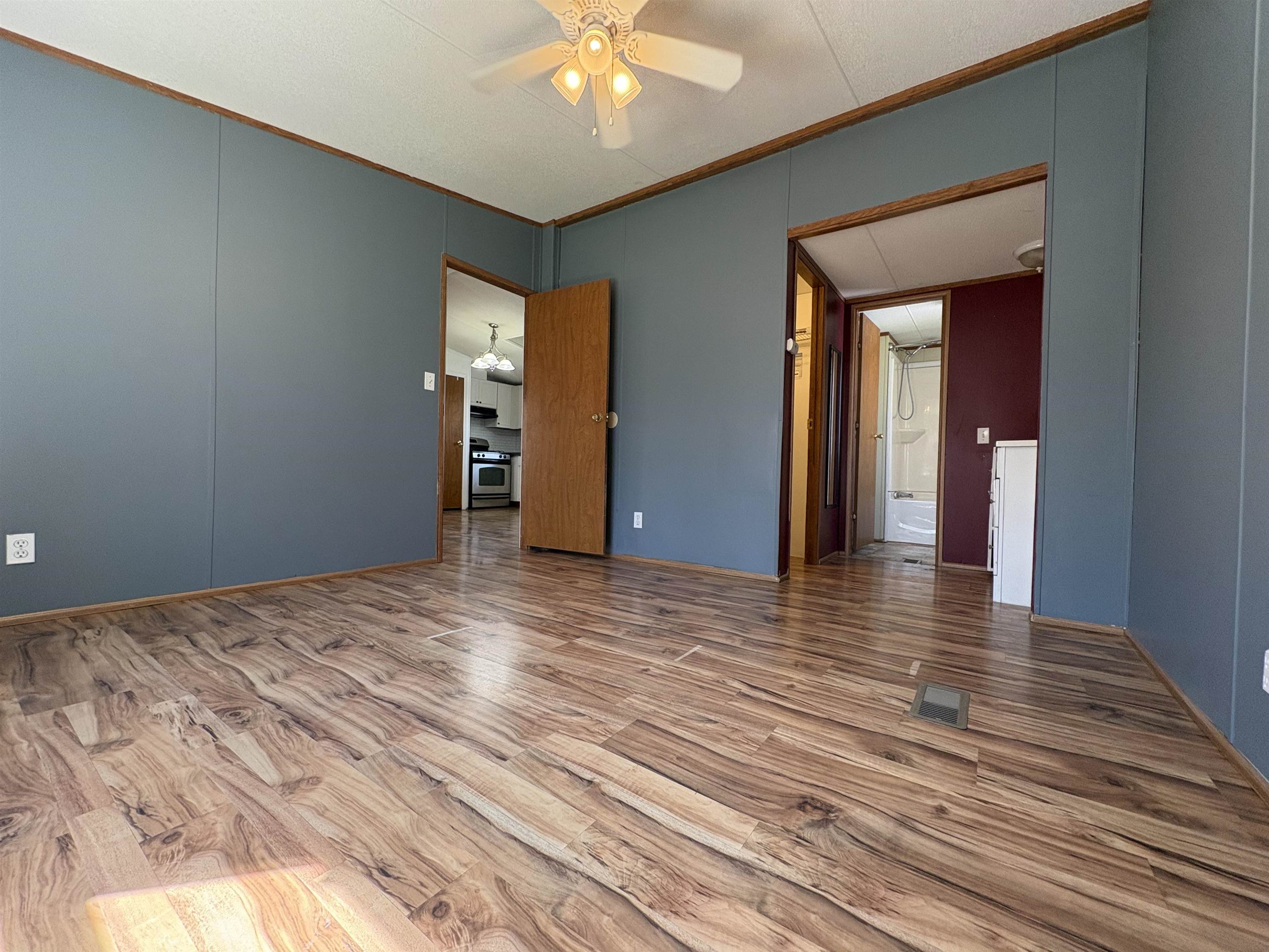 104 Nason Street Property Photo 12