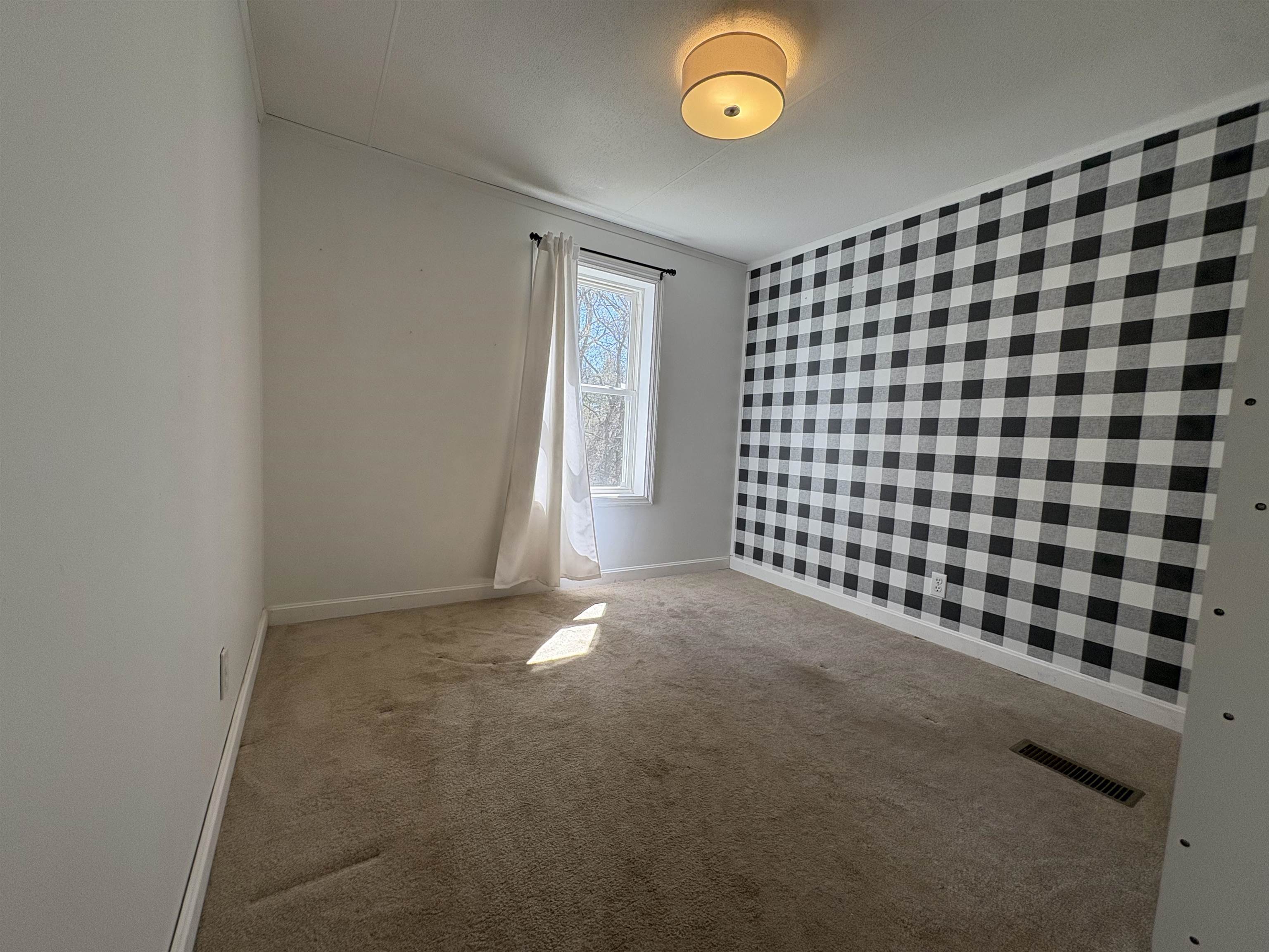 104 Nason Street Property Photo 18