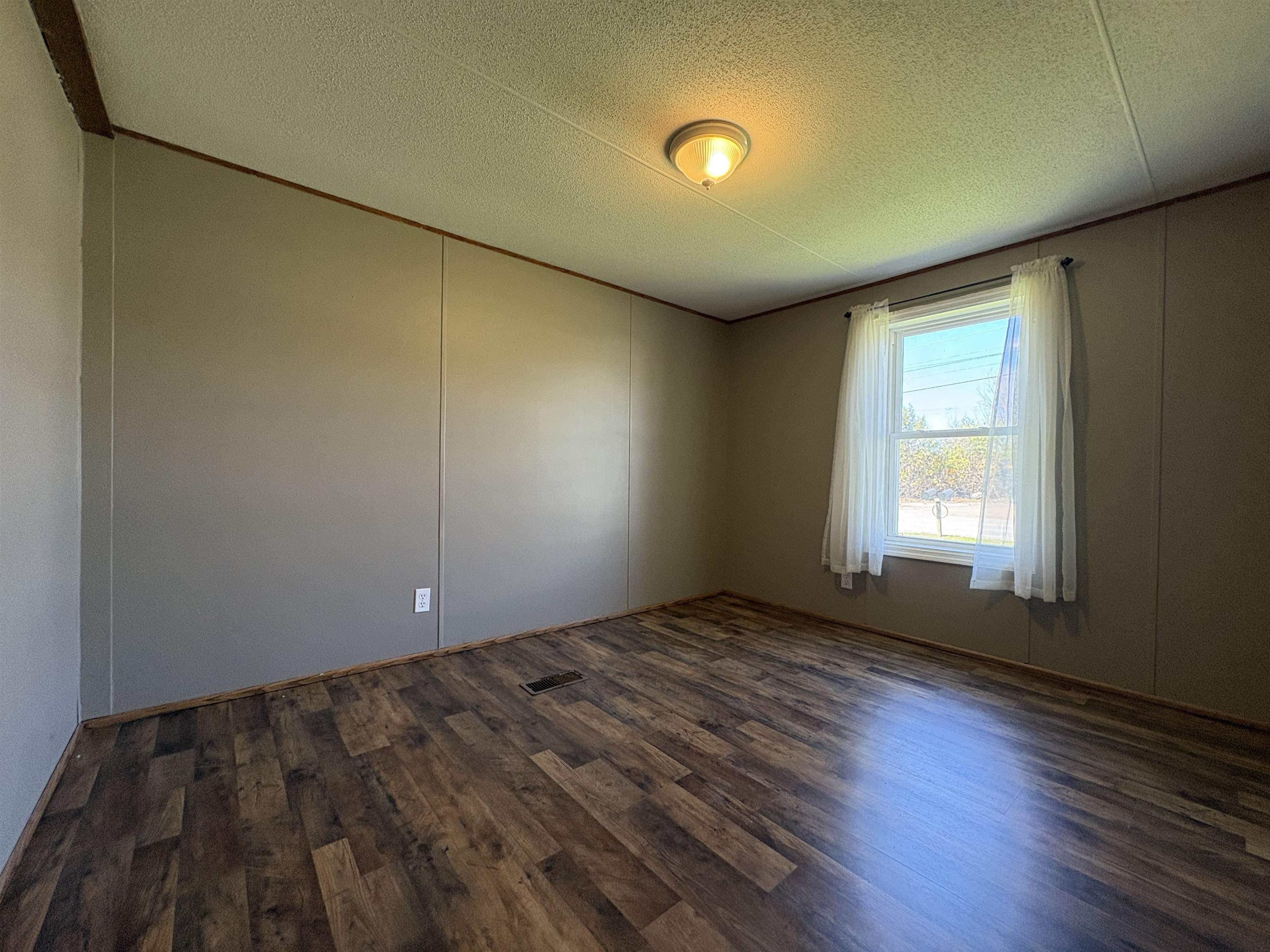 104 Nason Street Property Photo 20