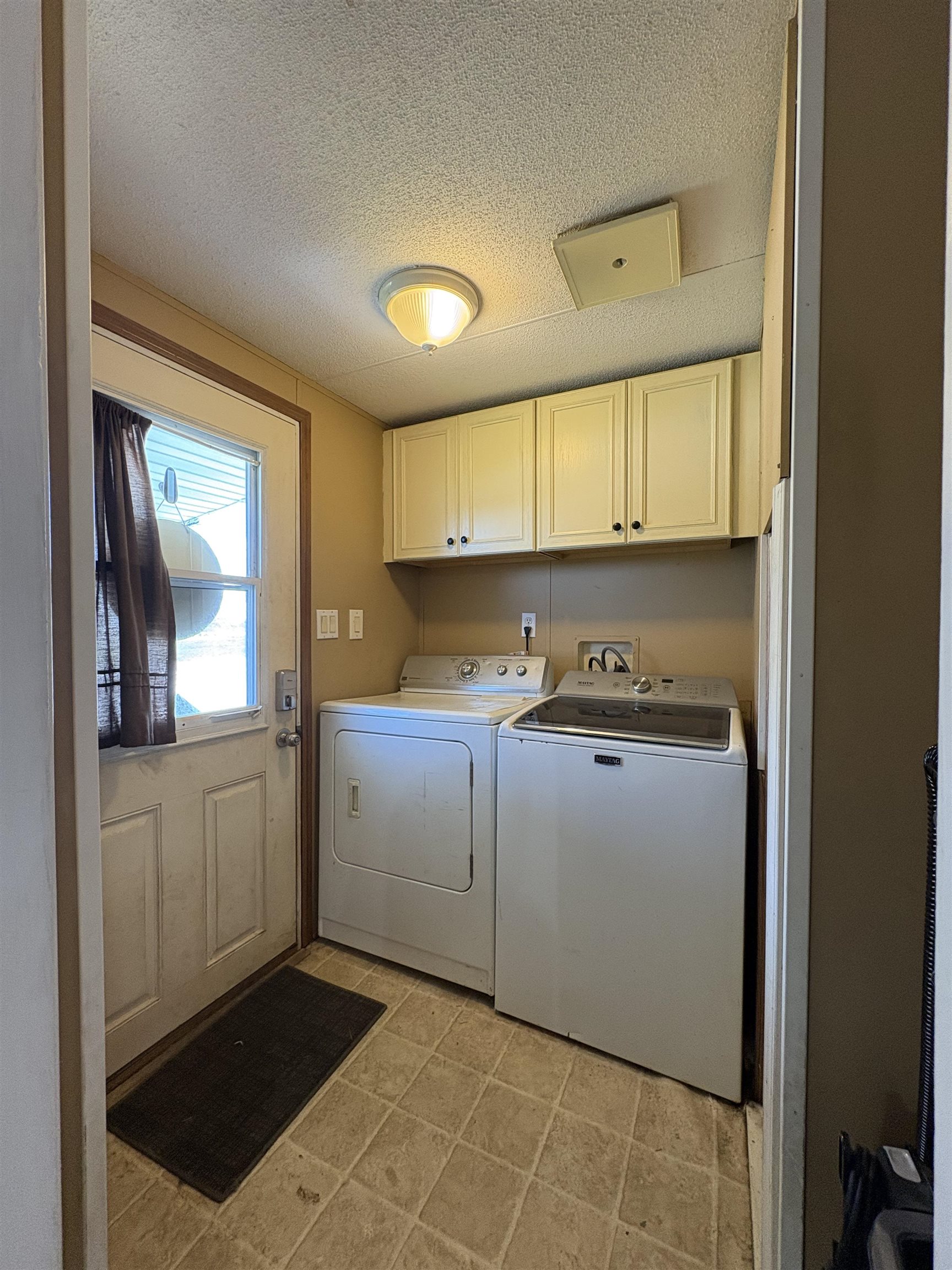 104 Nason Street Property Photo 23