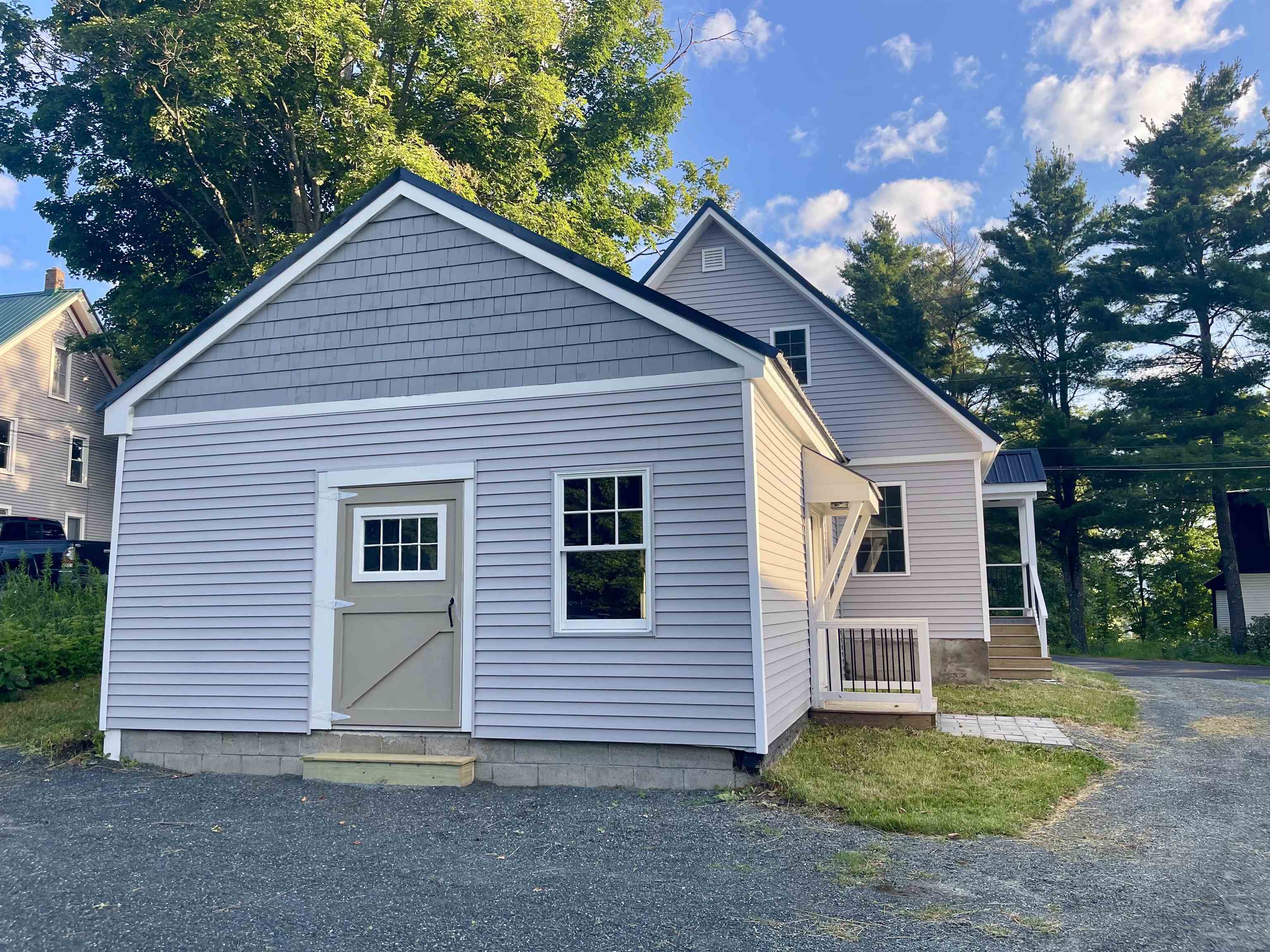 94 Brainerd Street Property Photo 3