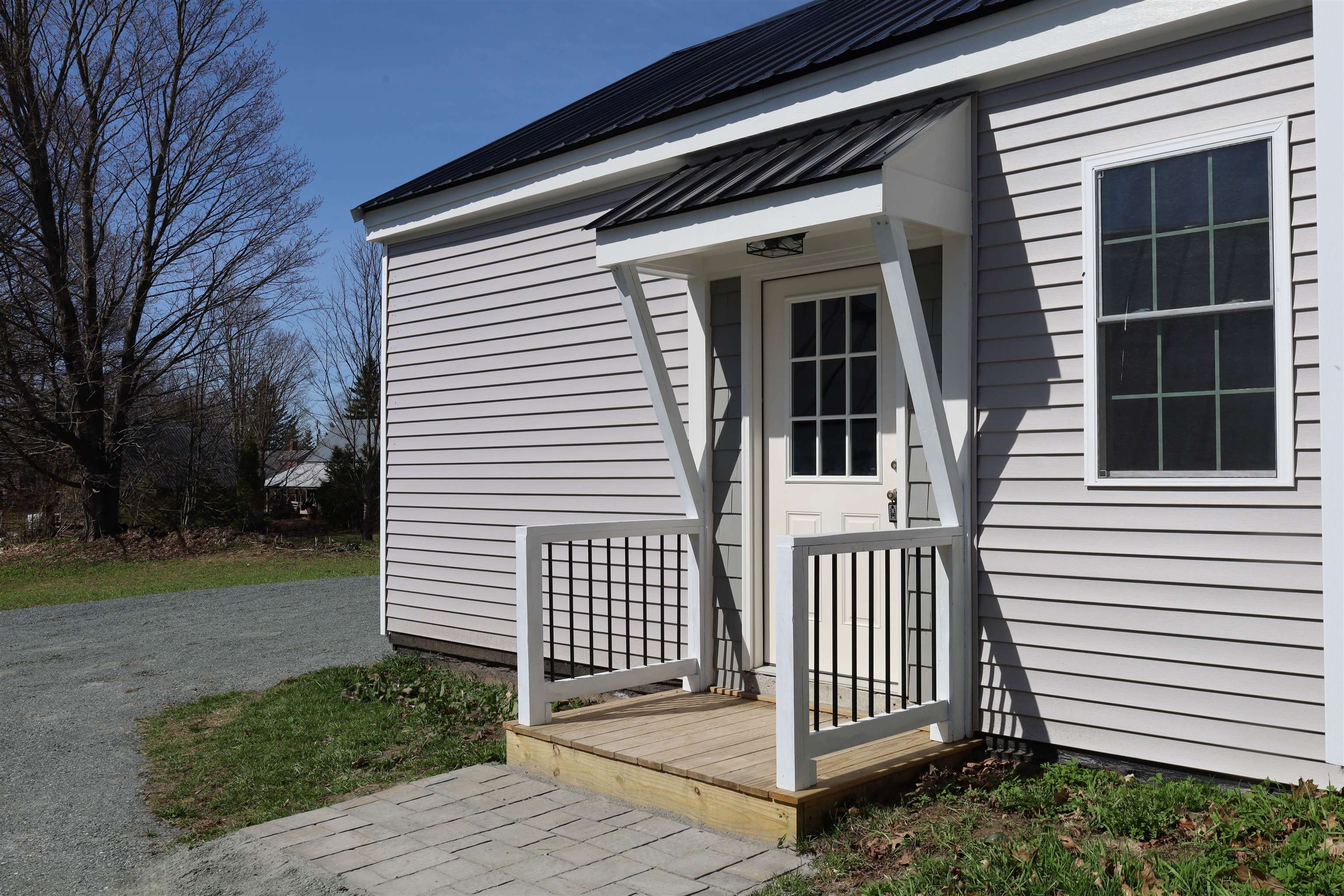 94 Brainerd Street Property Photo 8