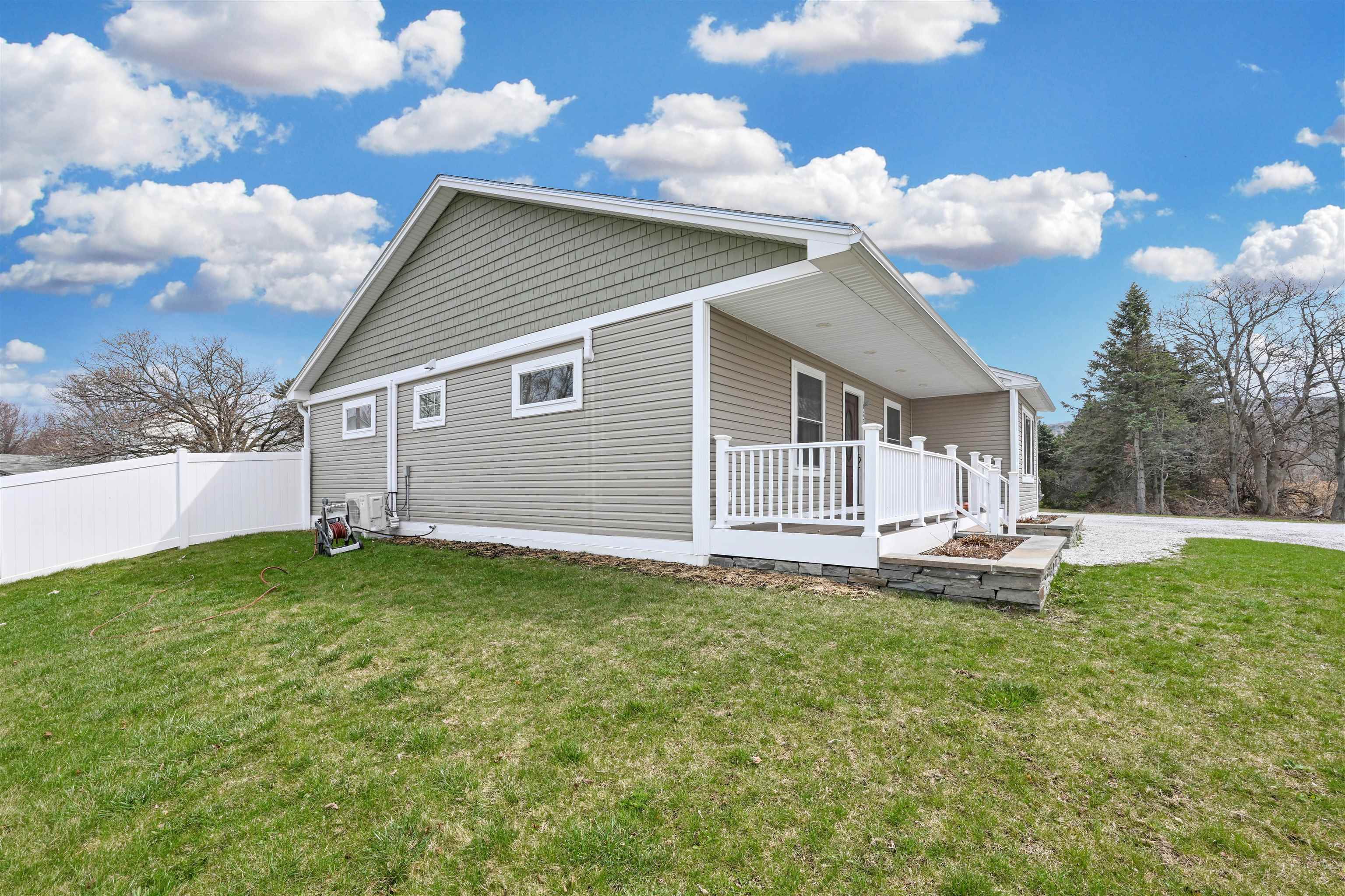23 Thorpe Avenue Property Photo 42
