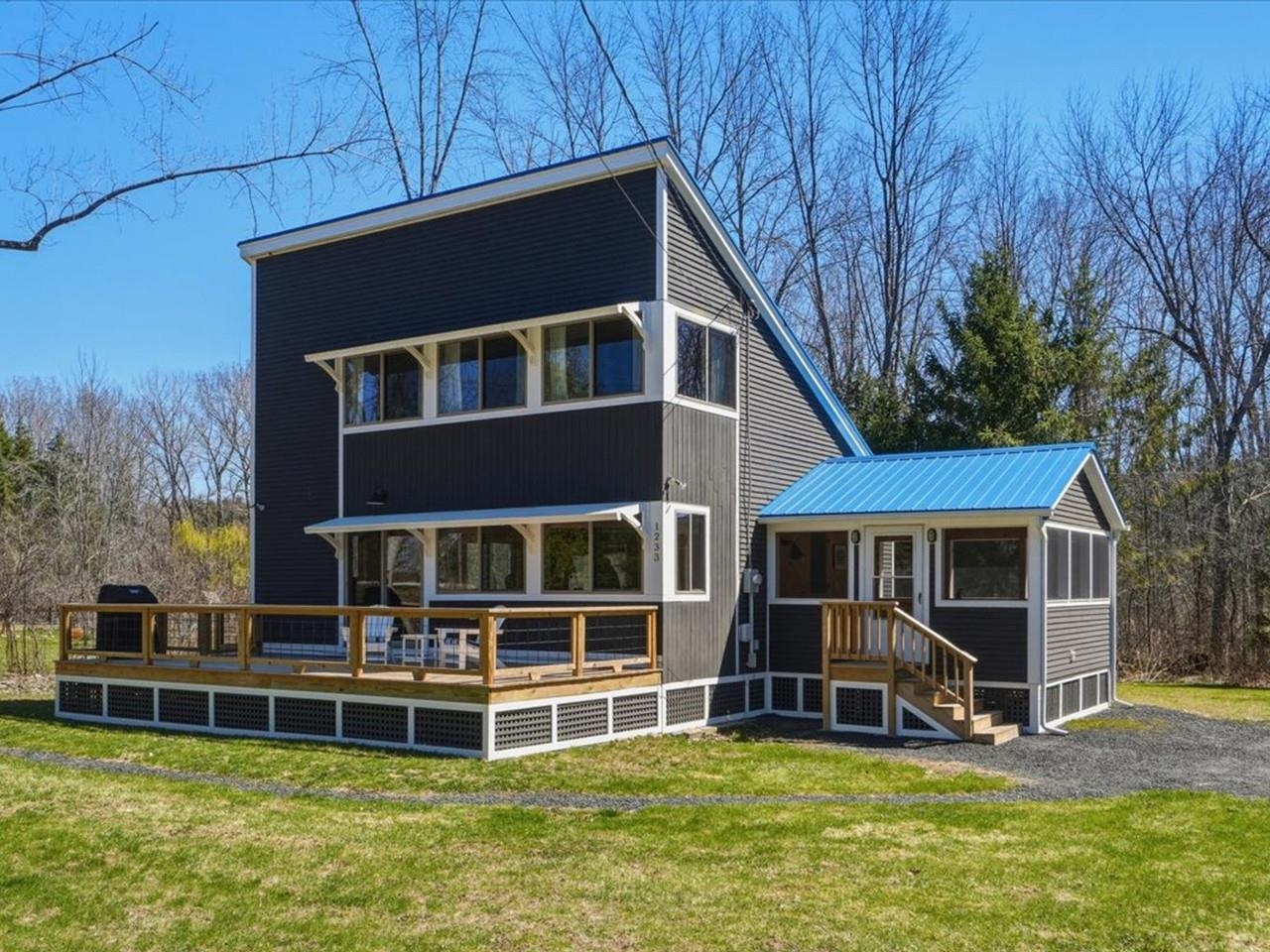 1233 Blockhouse Point Road Property Photo 1
