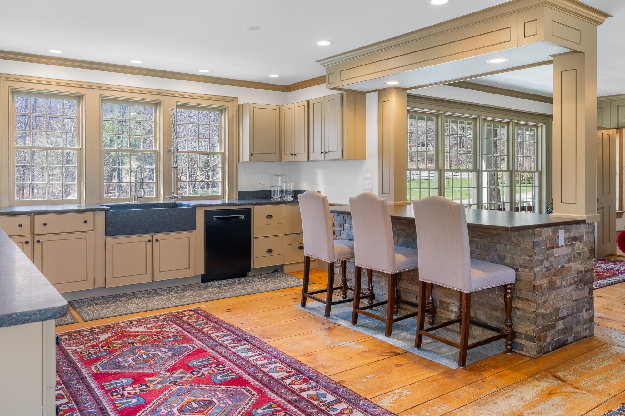 1497 Bowman Road Property Photo 8