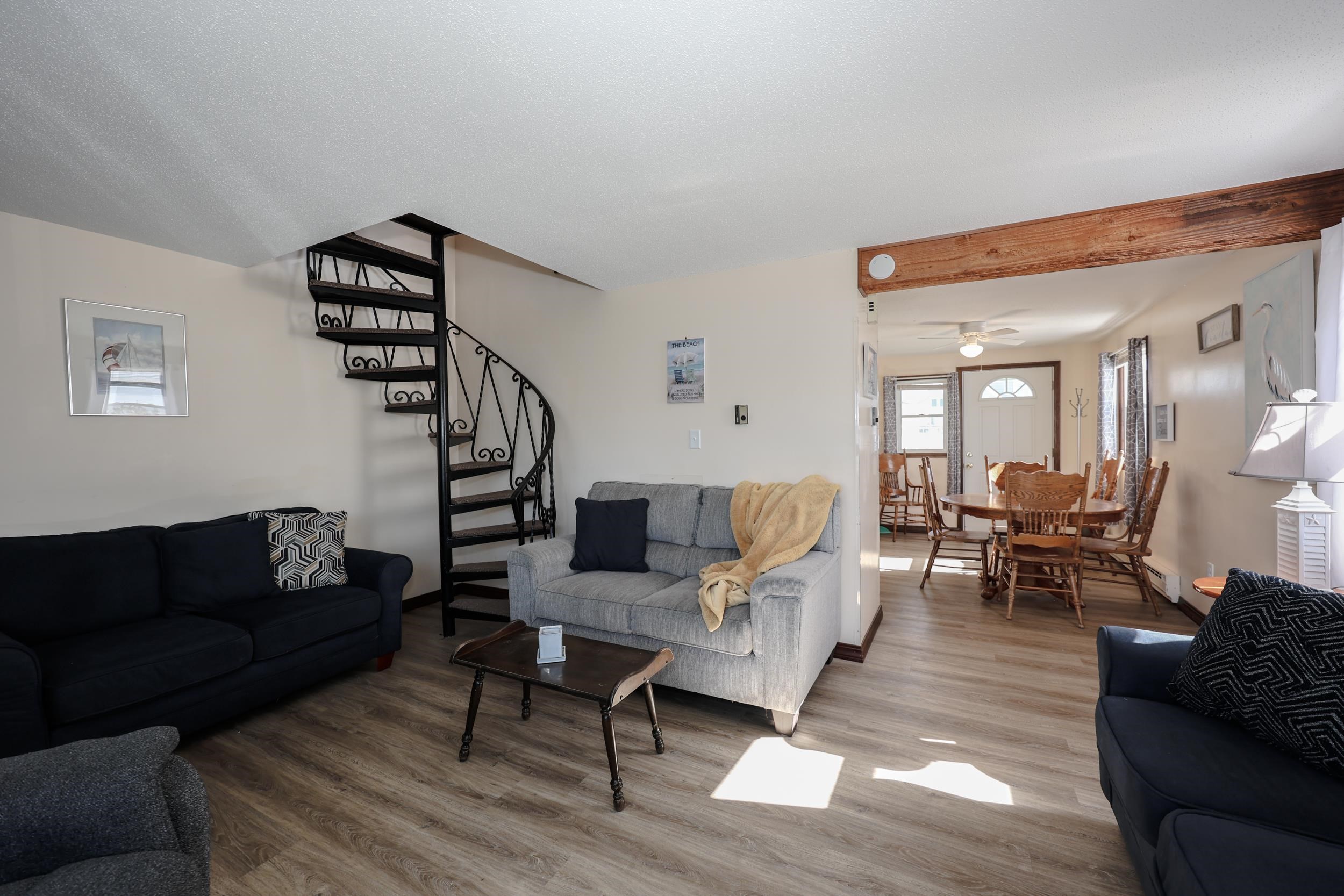 8 Nashua Street Property Photo 14