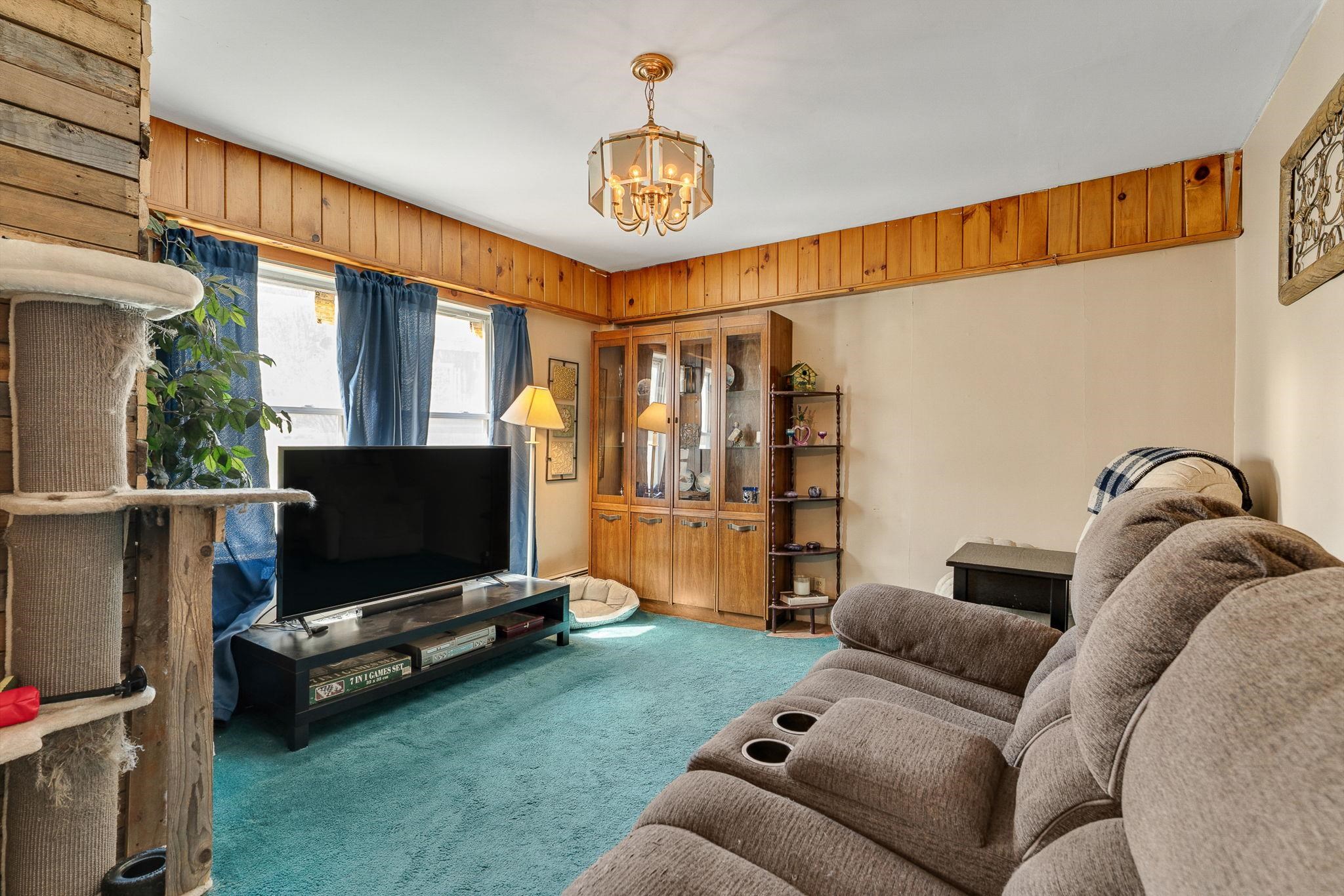 182 Brook Street Property Photo 18
