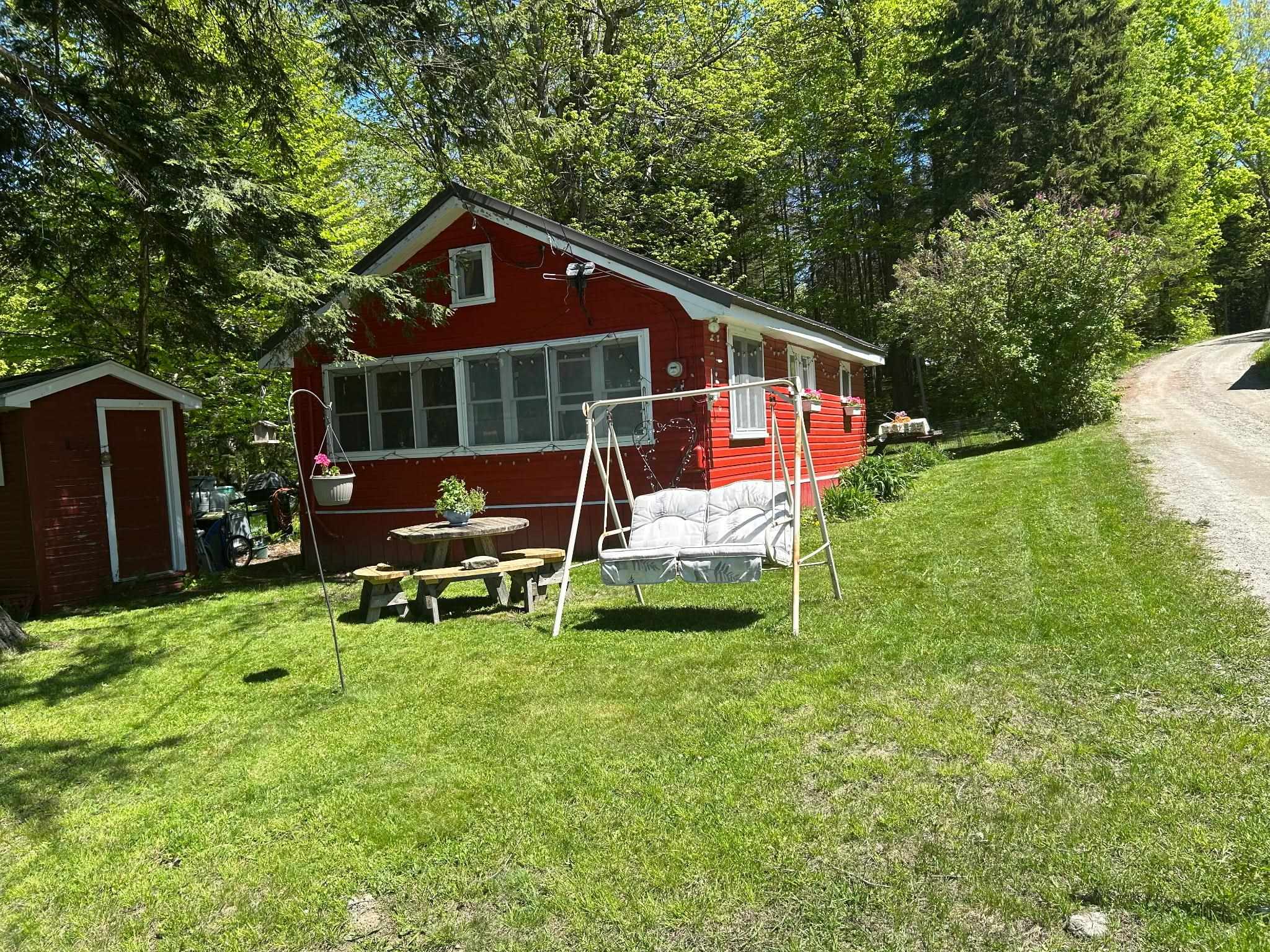 436 Seymour East Property Photo 1