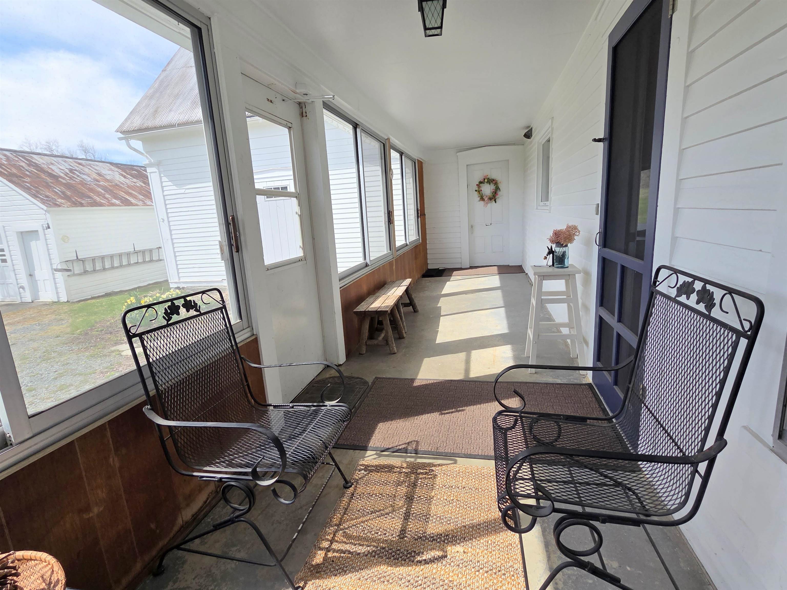 717 Remick Road Property Photo 3