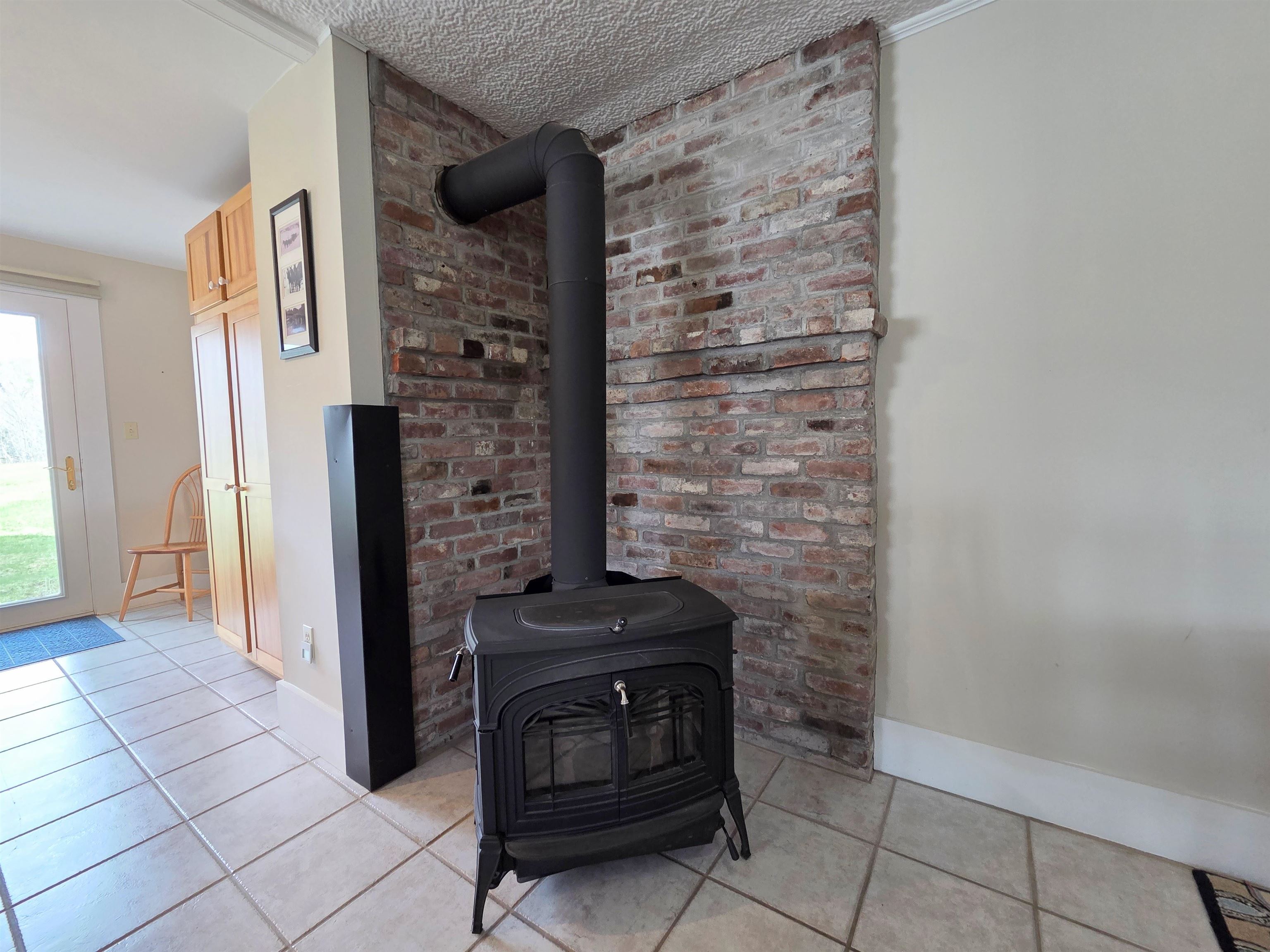 717 Remick Road Property Photo 7