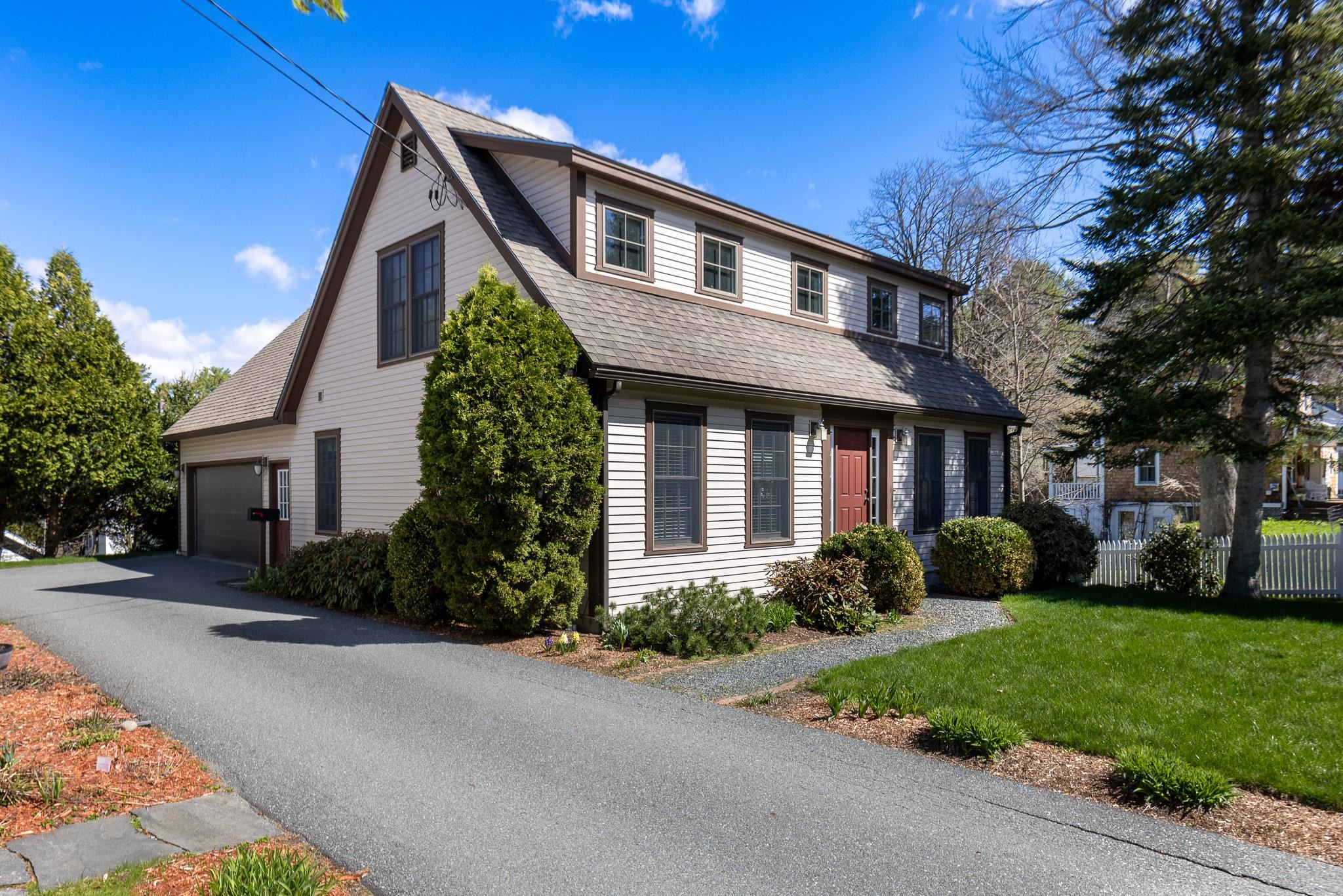 8 Fairview Avenue Property Photo 1